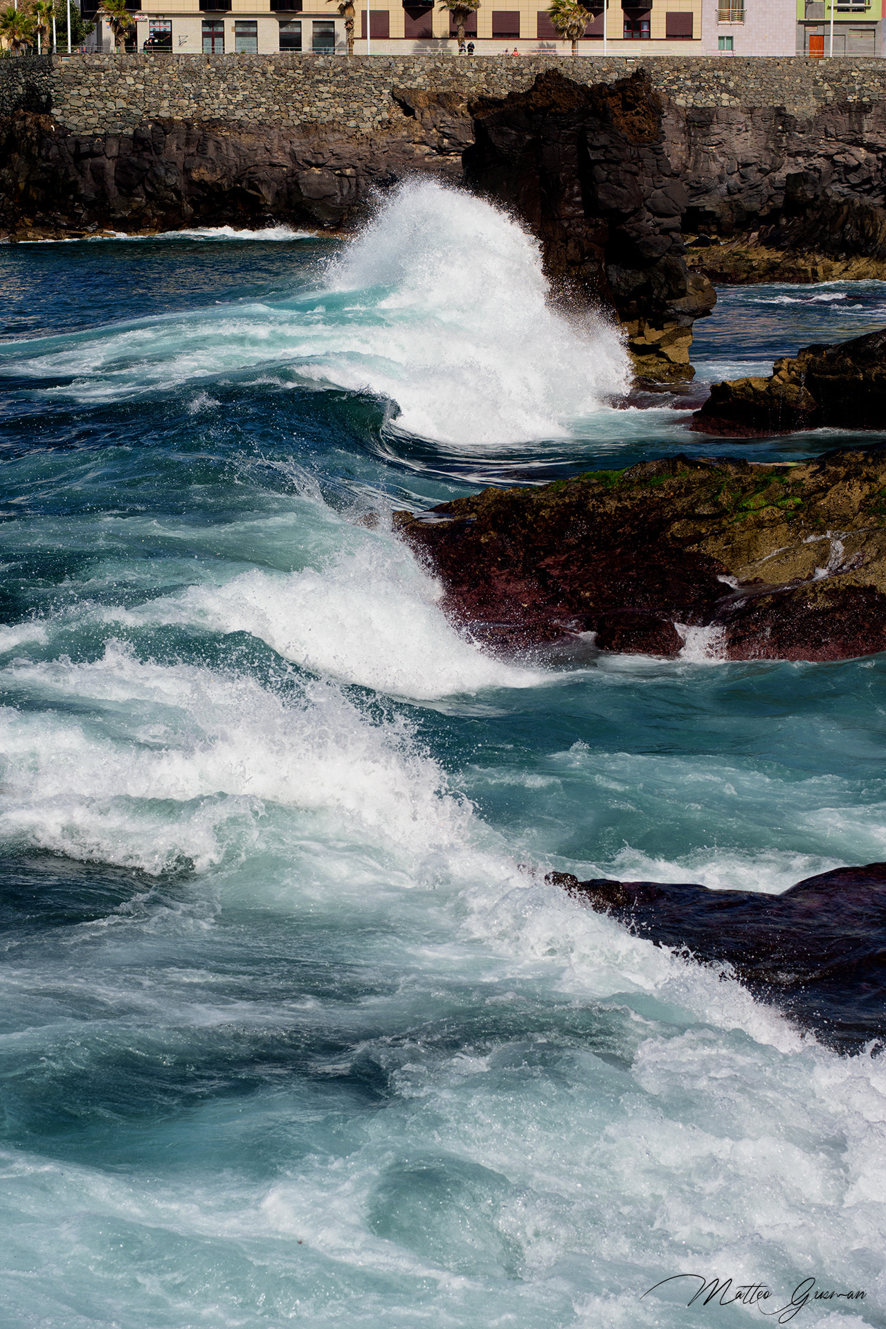 Nikon D7200 + Nikon AF Nikkor 50mm F1.4D sample photo. The sound of the sea photography