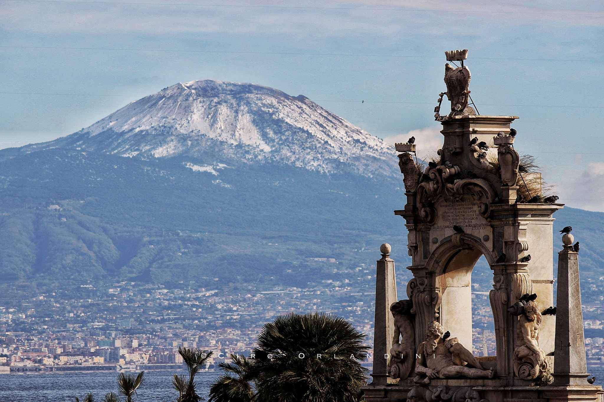 Canon EF-S 55-250mm F4-5.6 IS II sample photo. Napoli street photography photography