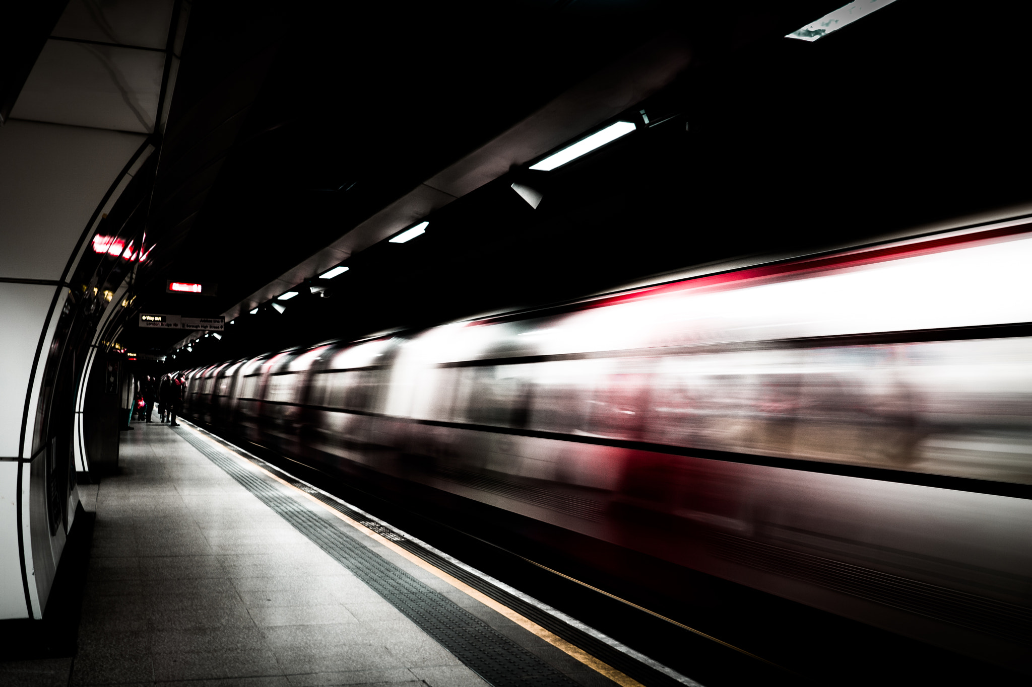Sony a6000 sample photo. London underground missed train photography
