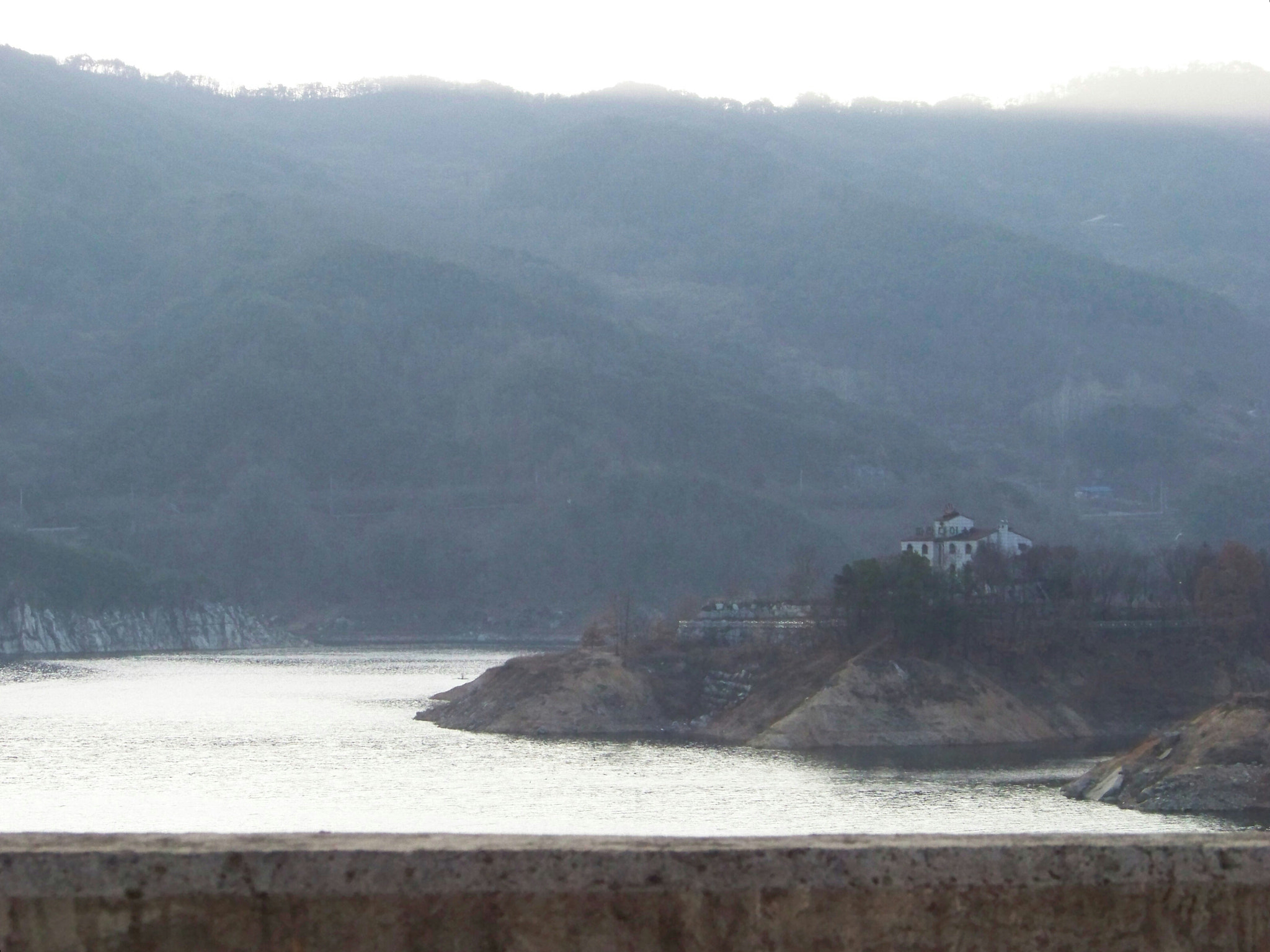 Kodak Z812 IS ZOOM DIGITAL CAMERA sample photo. Morning calm photography