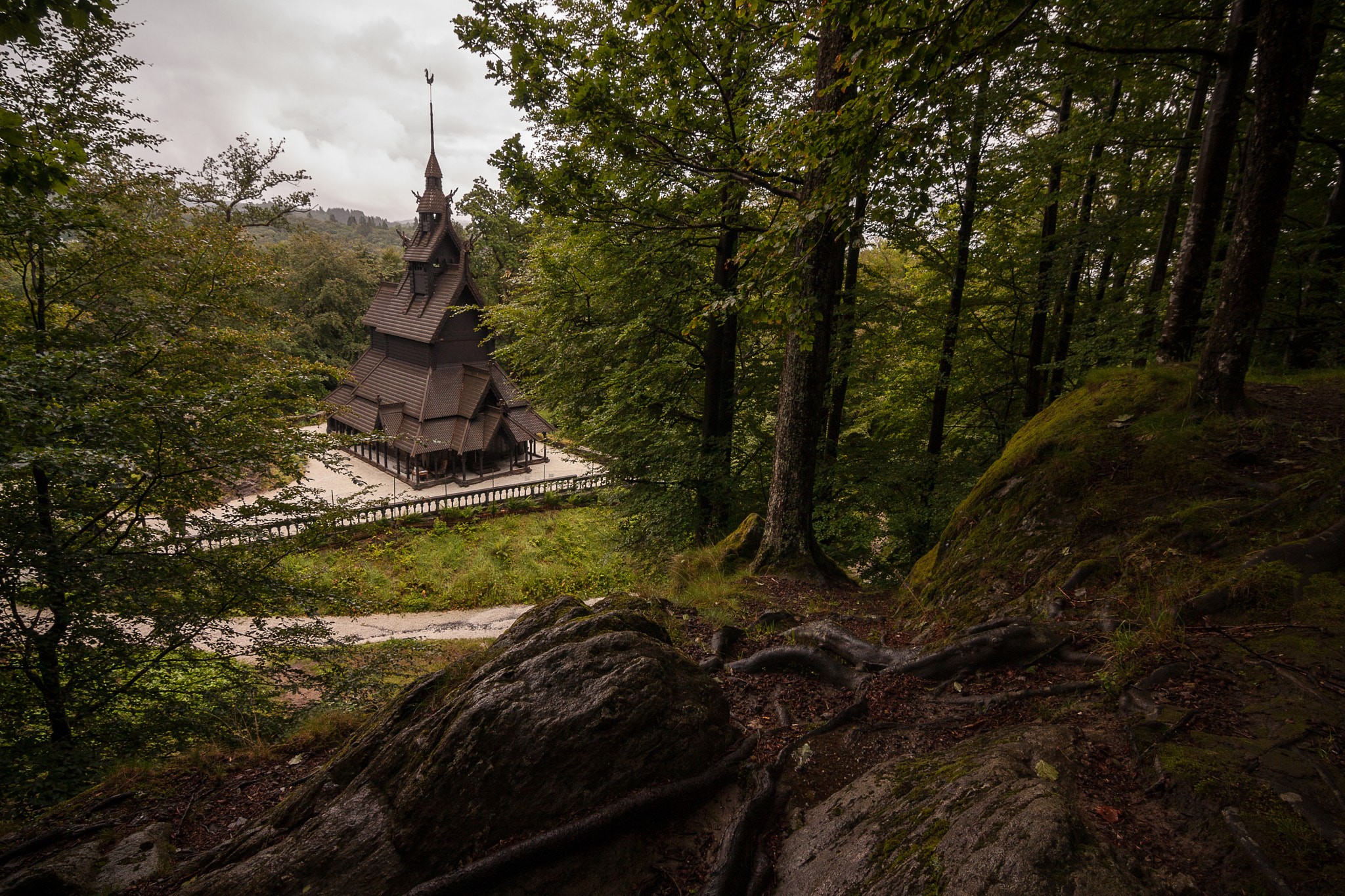 Canon EOS 40D sample photo. Fantoft stavkirke photography