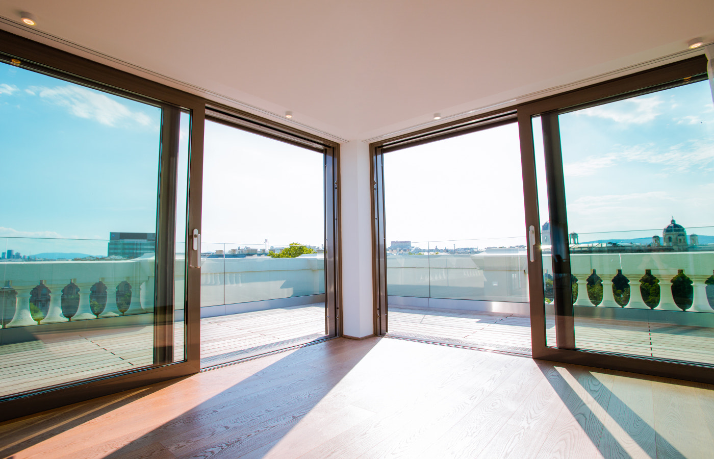 Canon EOS 5DS + Canon EF 16-35mm F2.8L USM sample photo. Vienna penthouse terassa photography