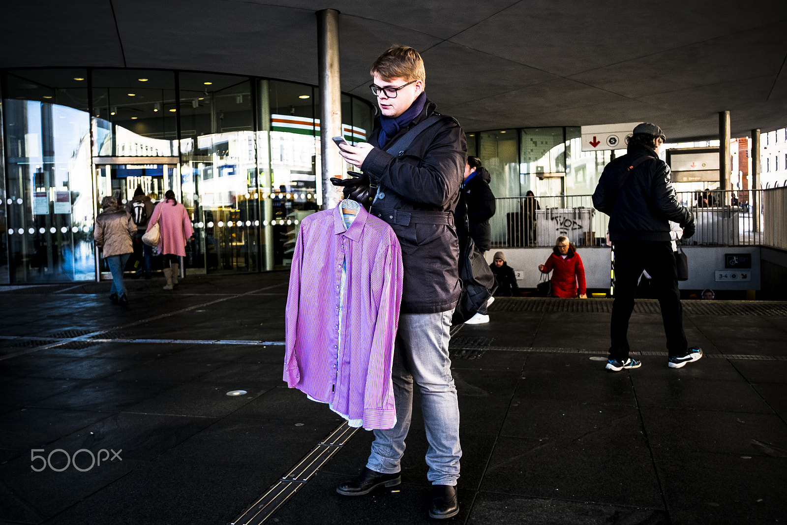 Fujifilm X-Pro2 + Fujifilm XF 18mm F2 R sample photo. Images on the run... photography