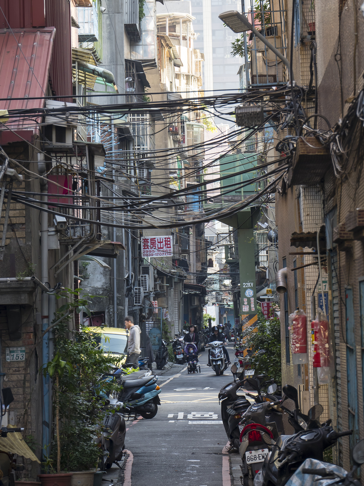LUMIX G VARIO 35-100/F4.0-5.6 sample photo. 三重巷景 street view of sanchung photography