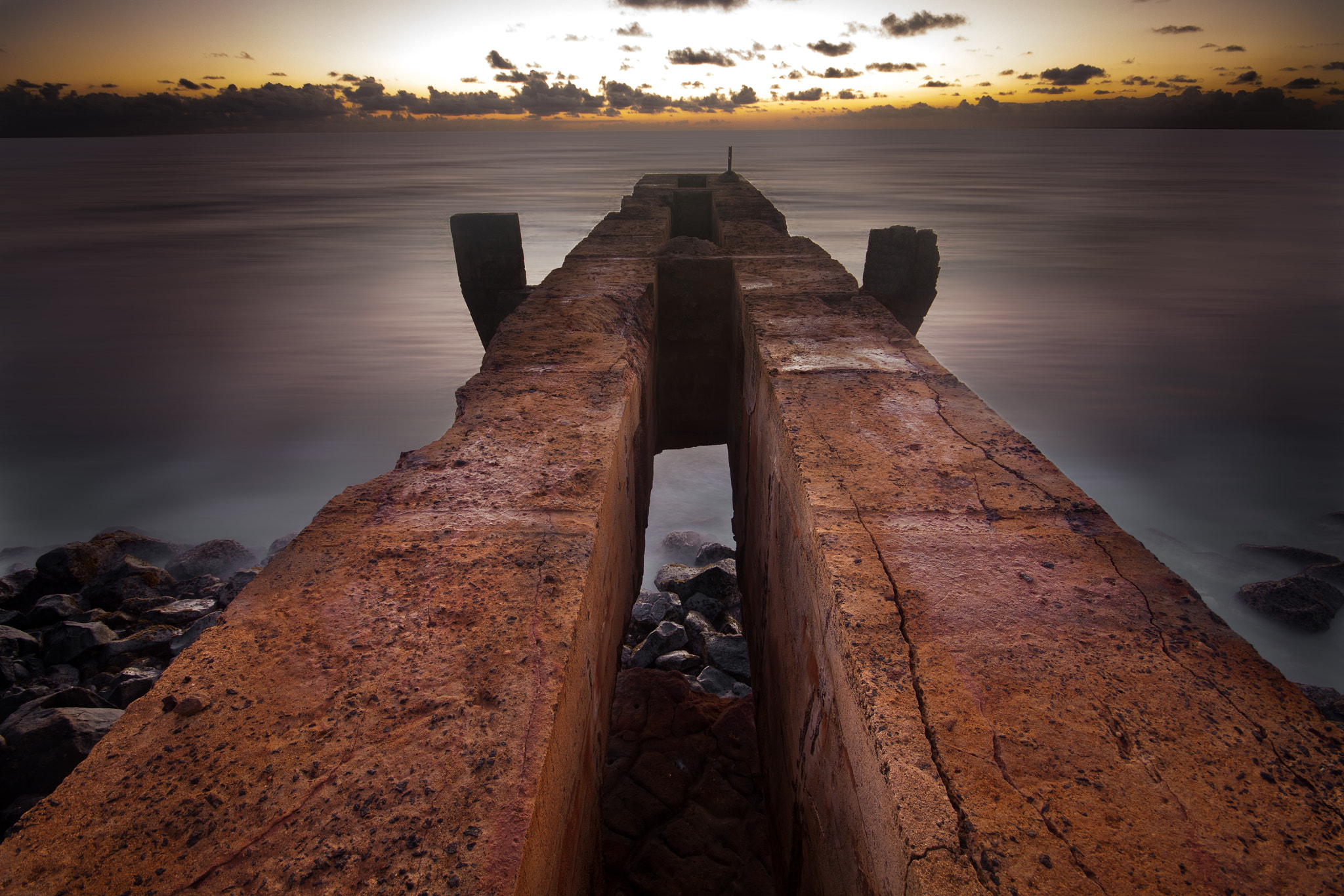 Canon EOS 50D + Sigma 10-20mm F4-5.6 EX DC HSM sample photo. Into the abyss photography