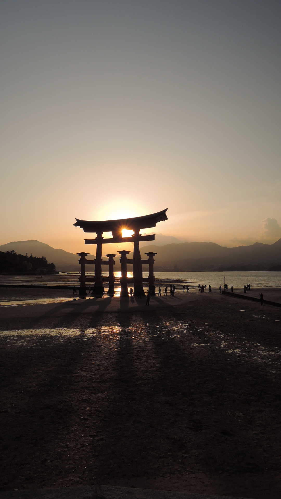 Nikon Coolpix P330 sample photo. 嚴島神社 夕陽 photography