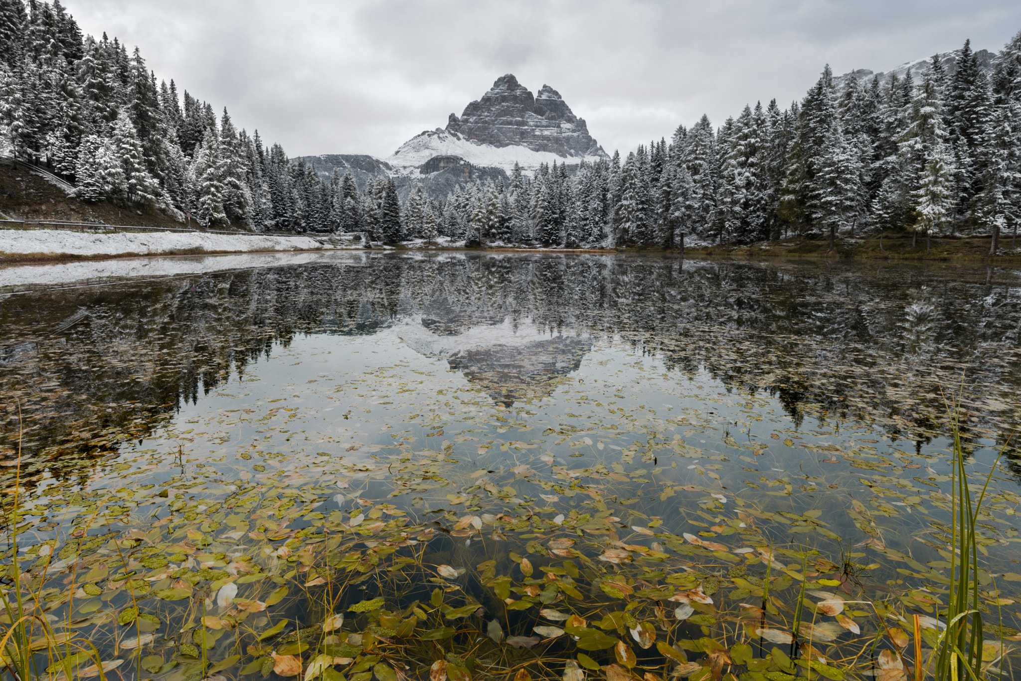 Nikon AF-S Nikkor 18-35mm F3.5-4.5G ED sample photo. ~ lago antorno ~ photography