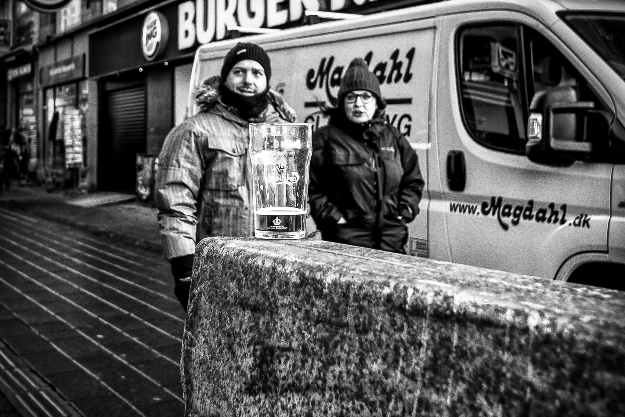 Fujifilm X-Pro2 + Fujifilm XF 18mm F2 R sample photo. Images on the run... photography