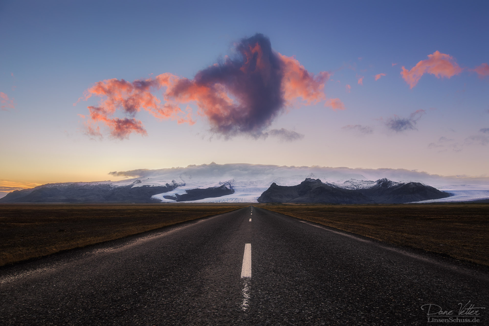 Canon EF 11-24mm F4L USM sample photo. The road to the glacier photography