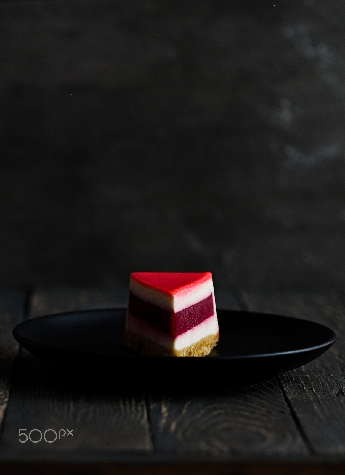 Fujifilm X-E2 + Fujifilm XF 90mm F2 R LM WR sample photo. Strawberry cheesecake cut on dark background photography