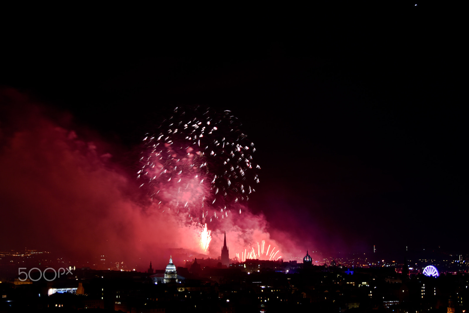 Sigma 18-125mm F3.8-5.6 DC OS HSM sample photo. Hogmanay photography