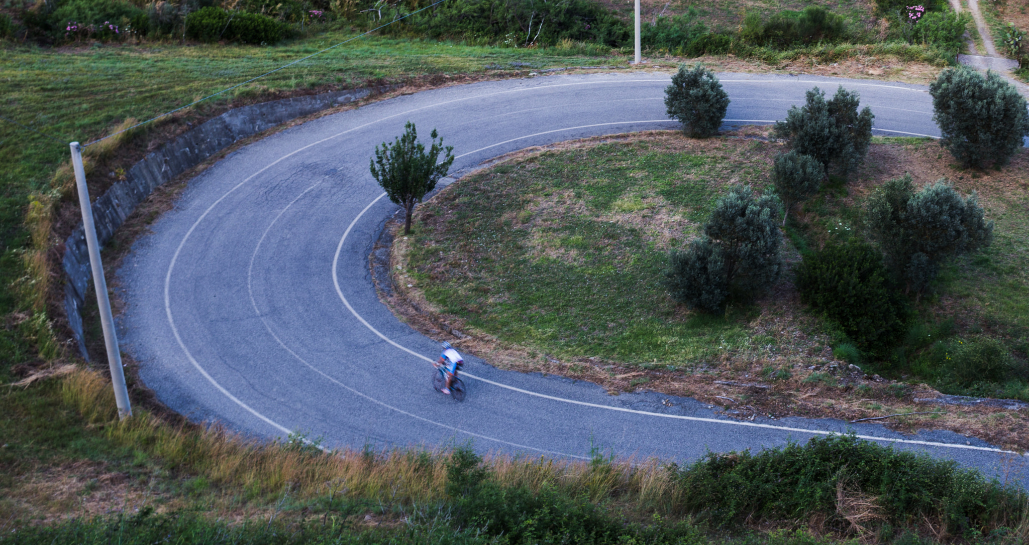 Canon EOS 6D + Canon EF 28mm F2.8 sample photo. Spin photography