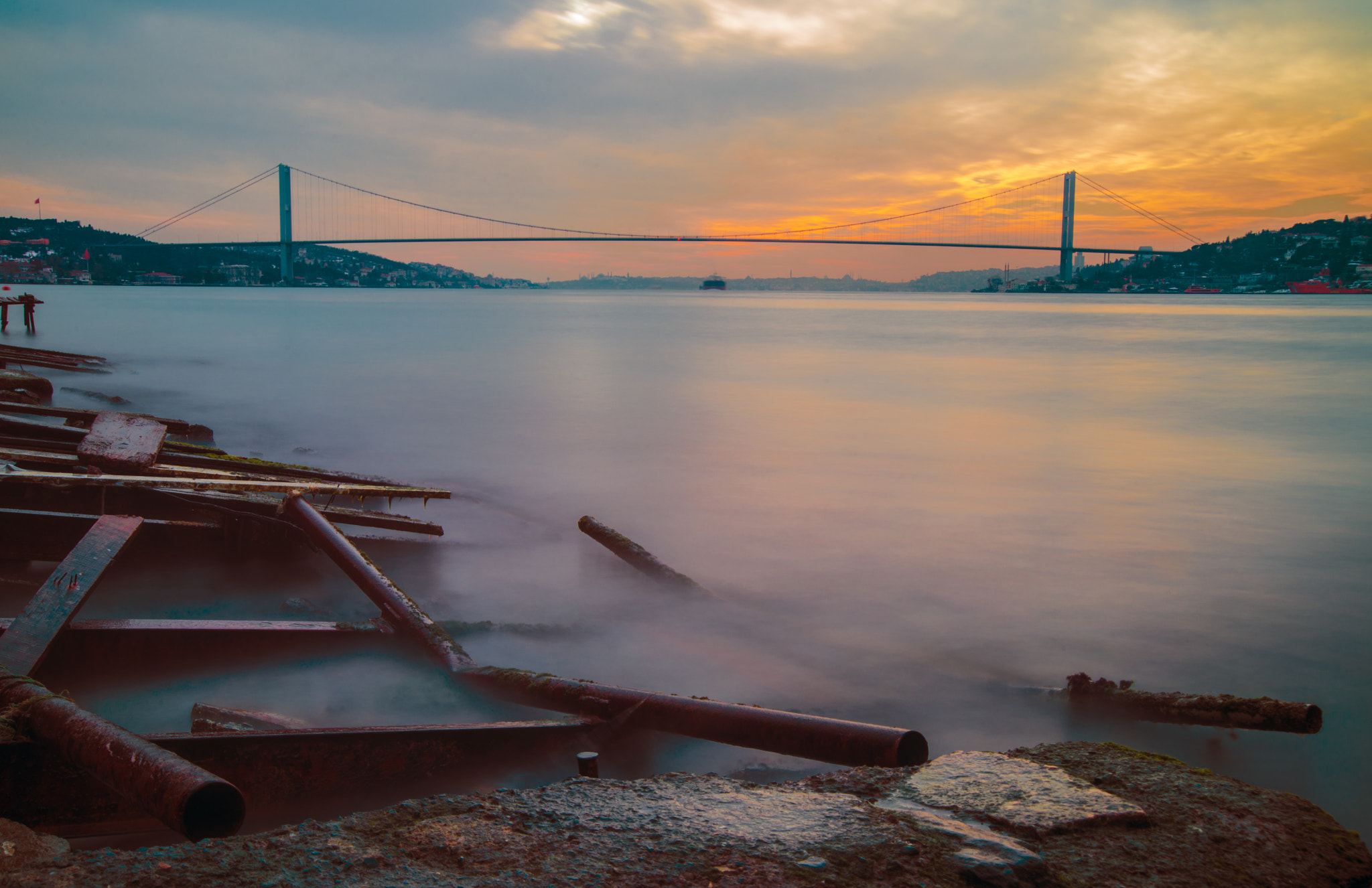 Nikon AF Nikkor 24-85mm F2.8-4D IF sample photo. İstanbulda bazlama photography