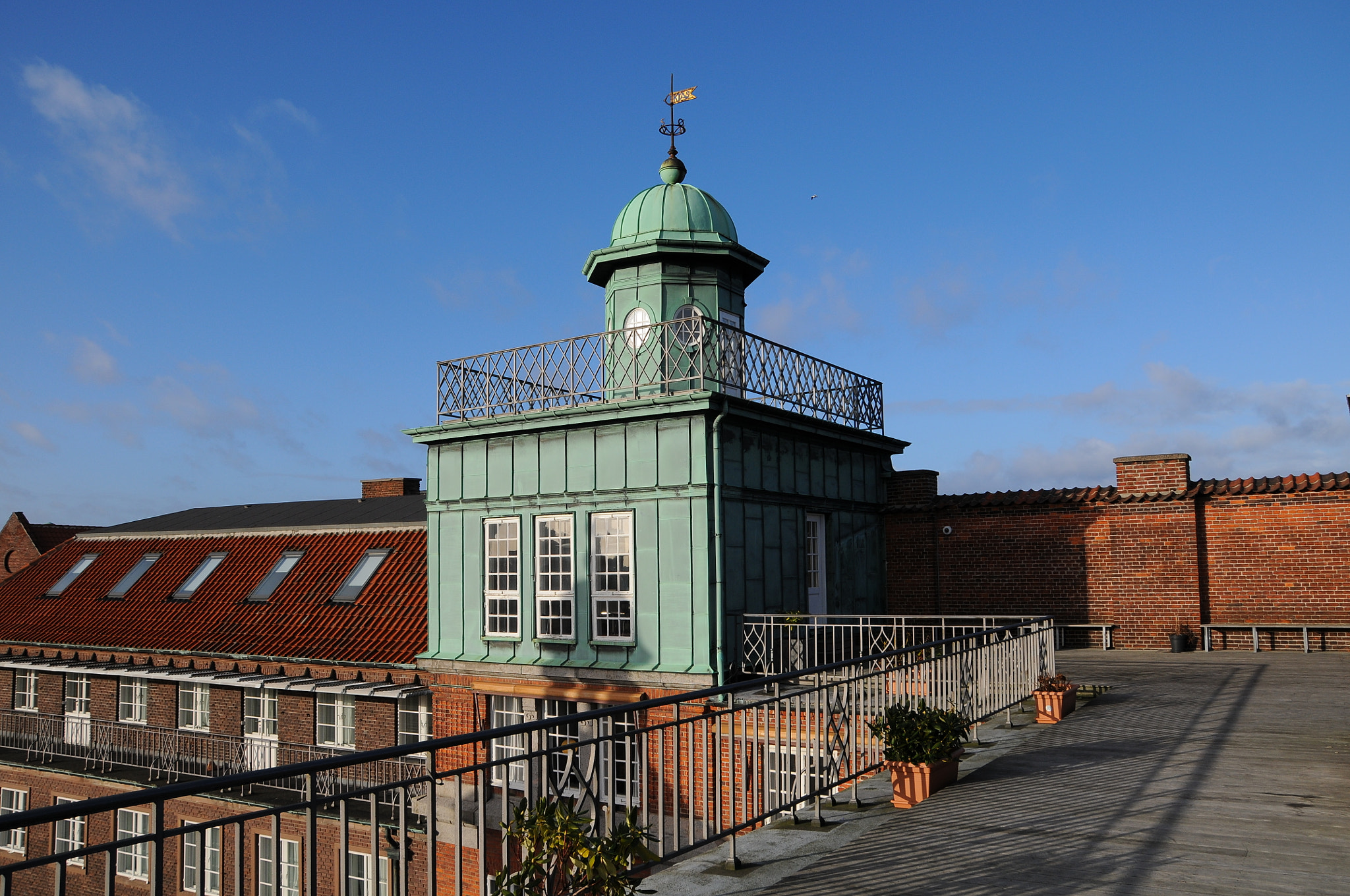 Nikon D300 sample photo. Bluesky over city photography