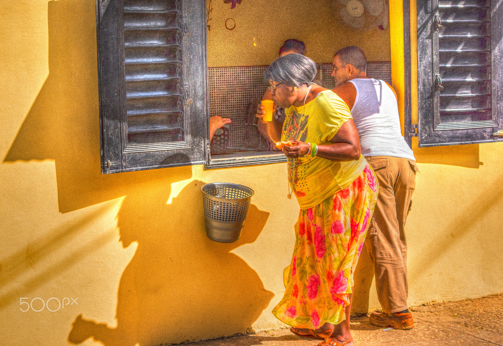 Pentax K-3 II sample photo. Cuban lunchbreak photography