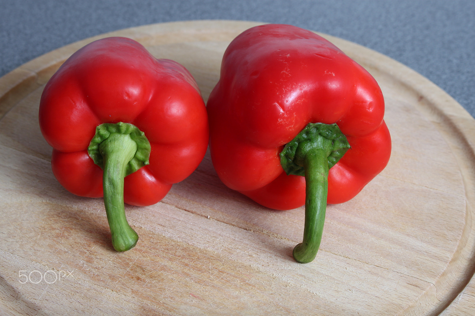 Canon EOS 500D (EOS Rebel T1i / EOS Kiss X3) sample photo. Sweet red peppers photography