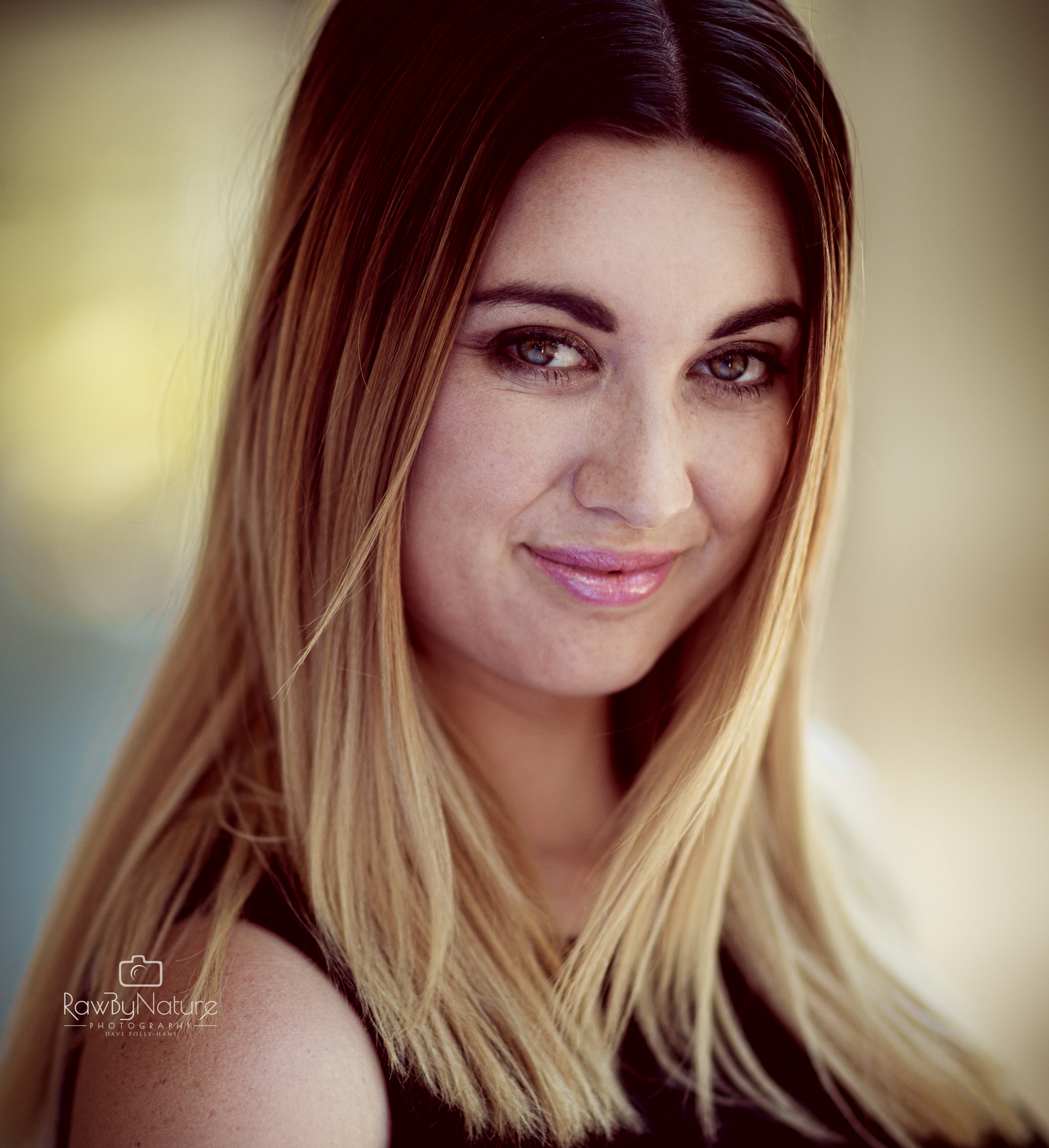 Sony Planar T* 85mm F1.4 ZA sample photo. Mica ii photography