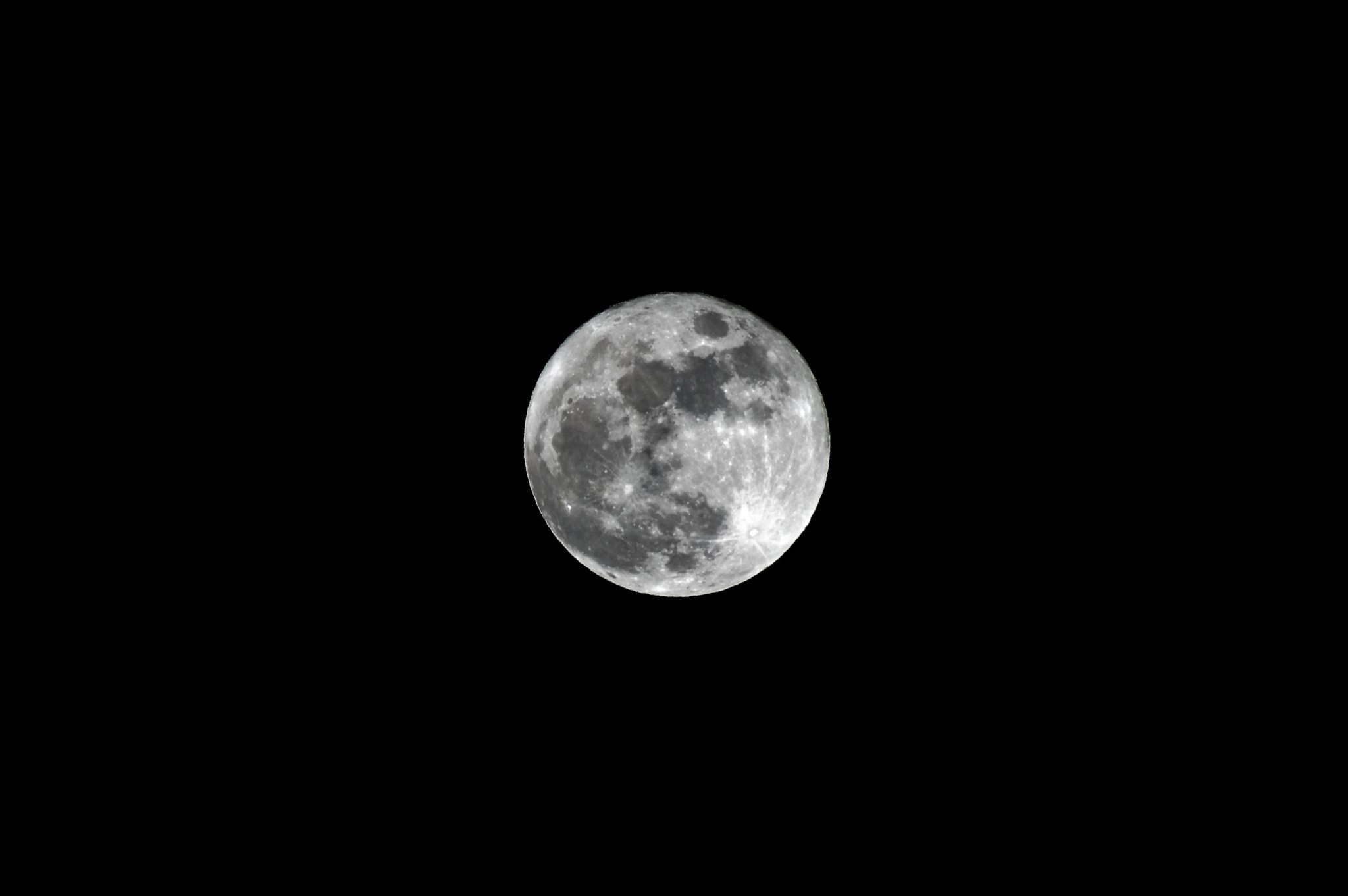 Pentax K-3 sample photo. Full moon  photography