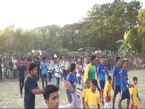 Excellent Goal Made Fool Goal keeper By Village Football Player In Match 2017