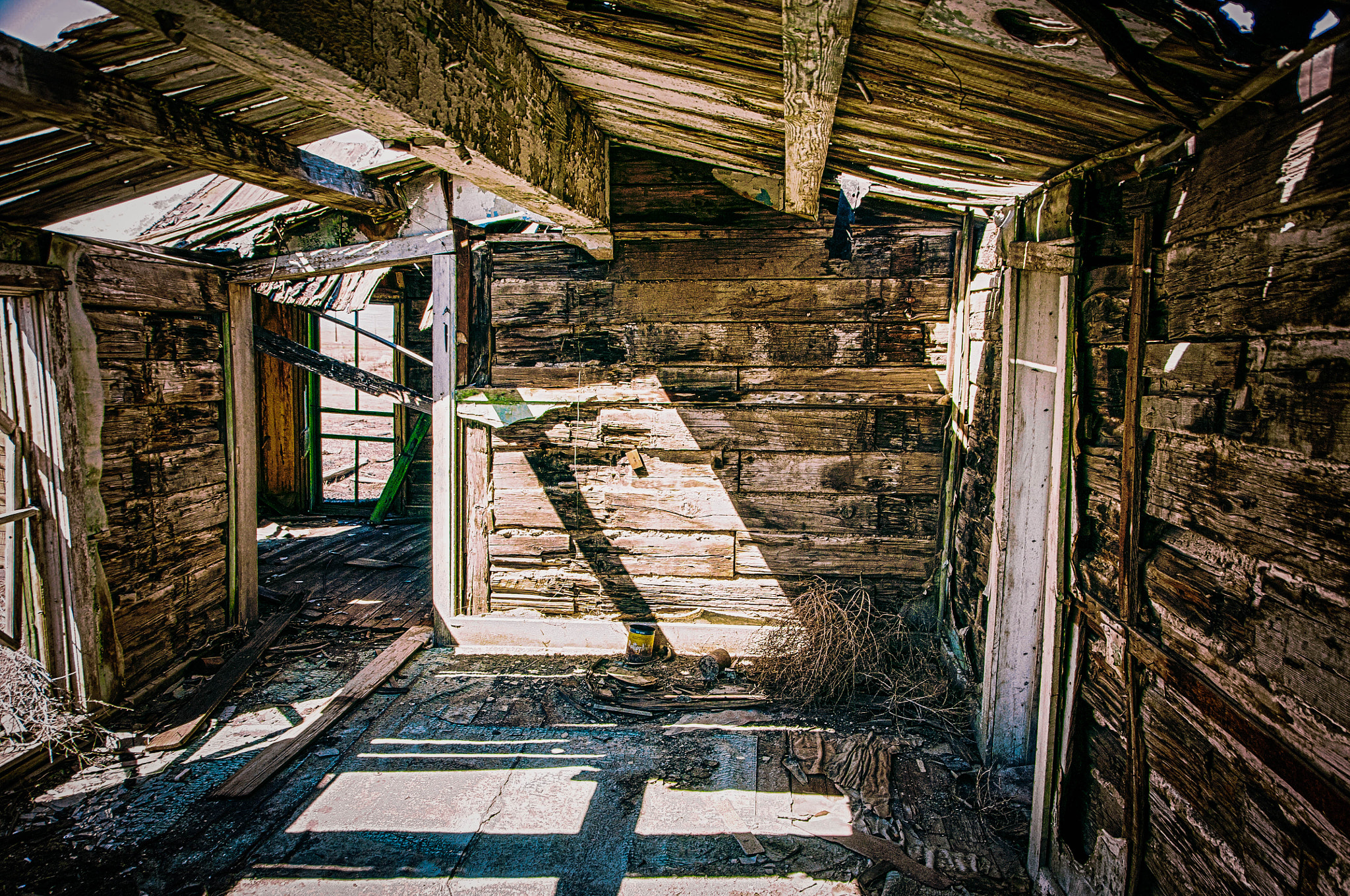 Nikon D300S + Sigma 18-250mm F3.5-6.3 DC OS HSM sample photo. Ghost town shack photography