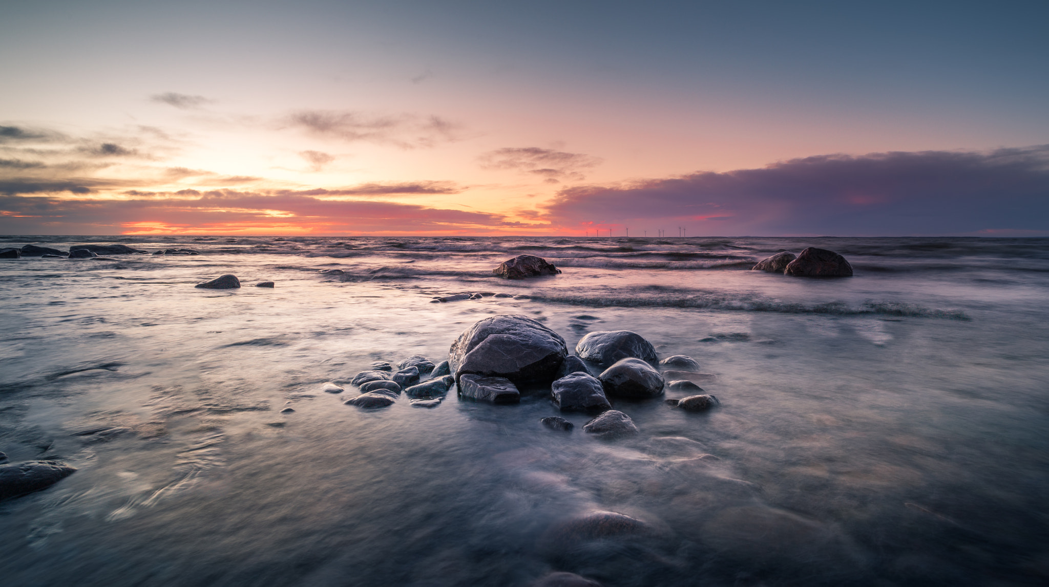 Canon EOS 6D + Canon EF 20mm F2.8 USM sample photo. Windy sunset photography