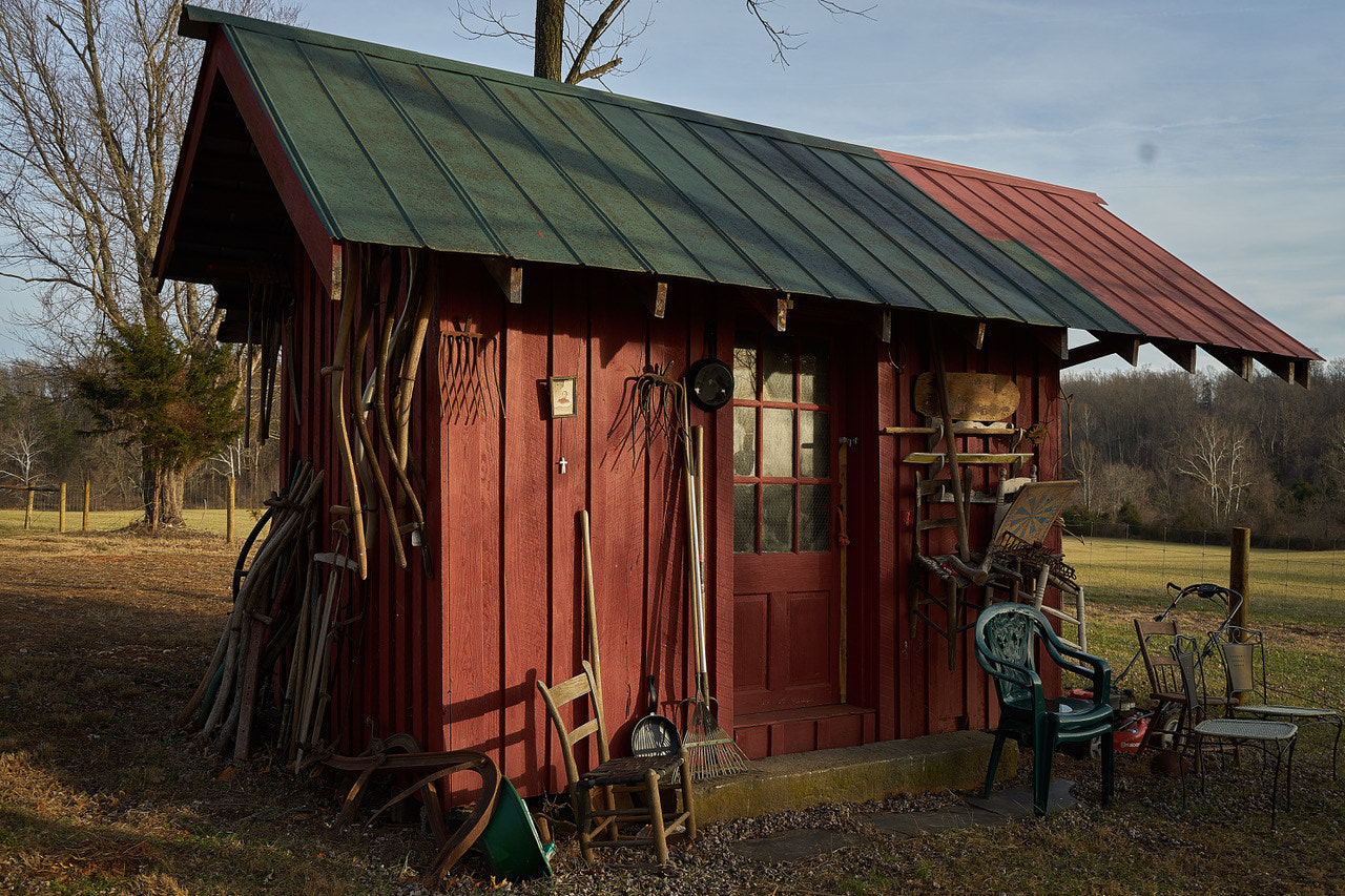 Sony a7 II + Sony FE 28-70mm F3.5-5.6 OSS sample photo. Rustic shed photography