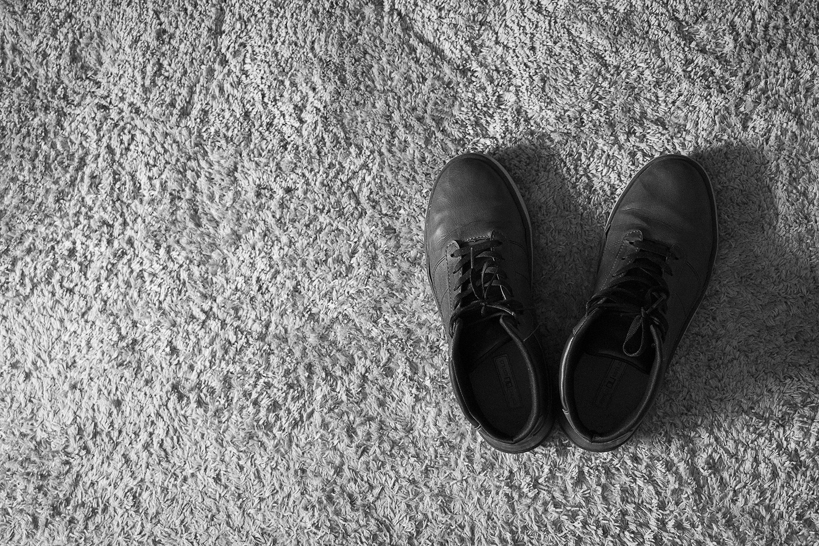 Samsung NX 18-55mm F3.5-5.6 OIS sample photo. Go to work or stay home... photography