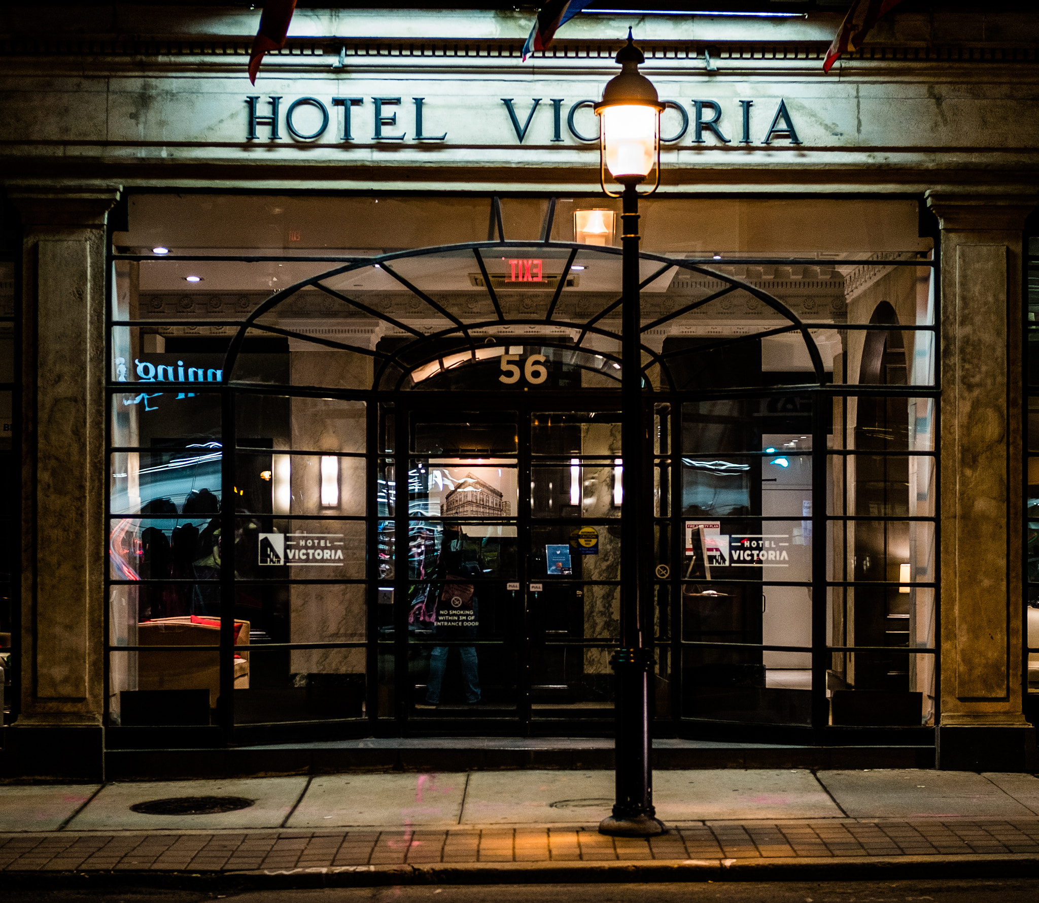 Fujifilm X-E1 + Fujifilm XF 35mm F2 R WR sample photo. Hotel victoria photography