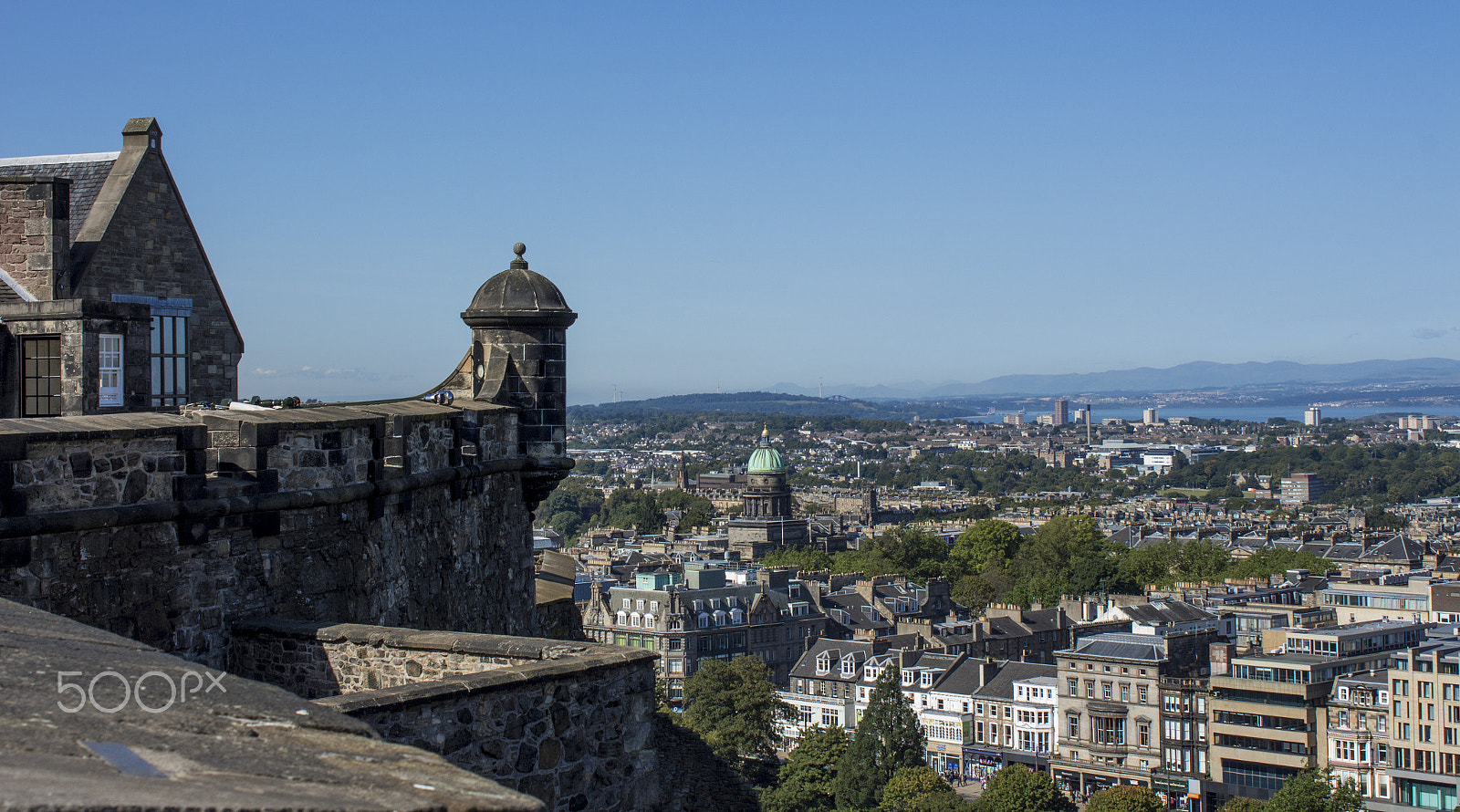 Canon EOS 650D (EOS Rebel T4i / EOS Kiss X6i) sample photo. Edinburgh castle photography