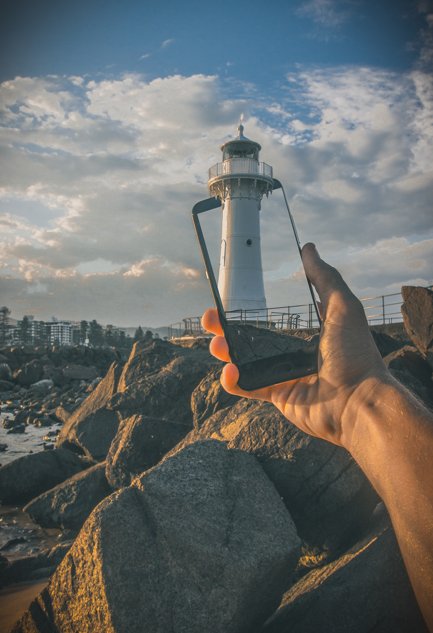 Sigma 20mm EX f/1.8 sample photo. Poping lighthouse photography