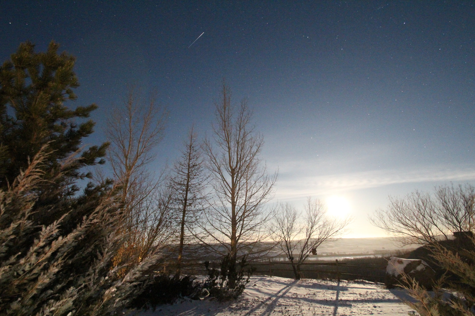 Sigma 10-20mm F3.5 EX DC HSM sample photo. Moonrise photography