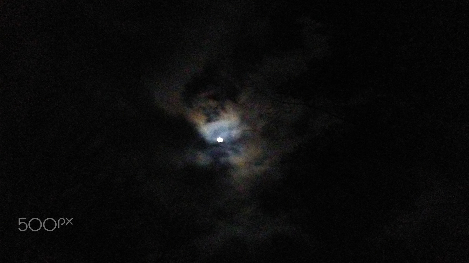 LG Zone3 sample photo. Hiding moon photography