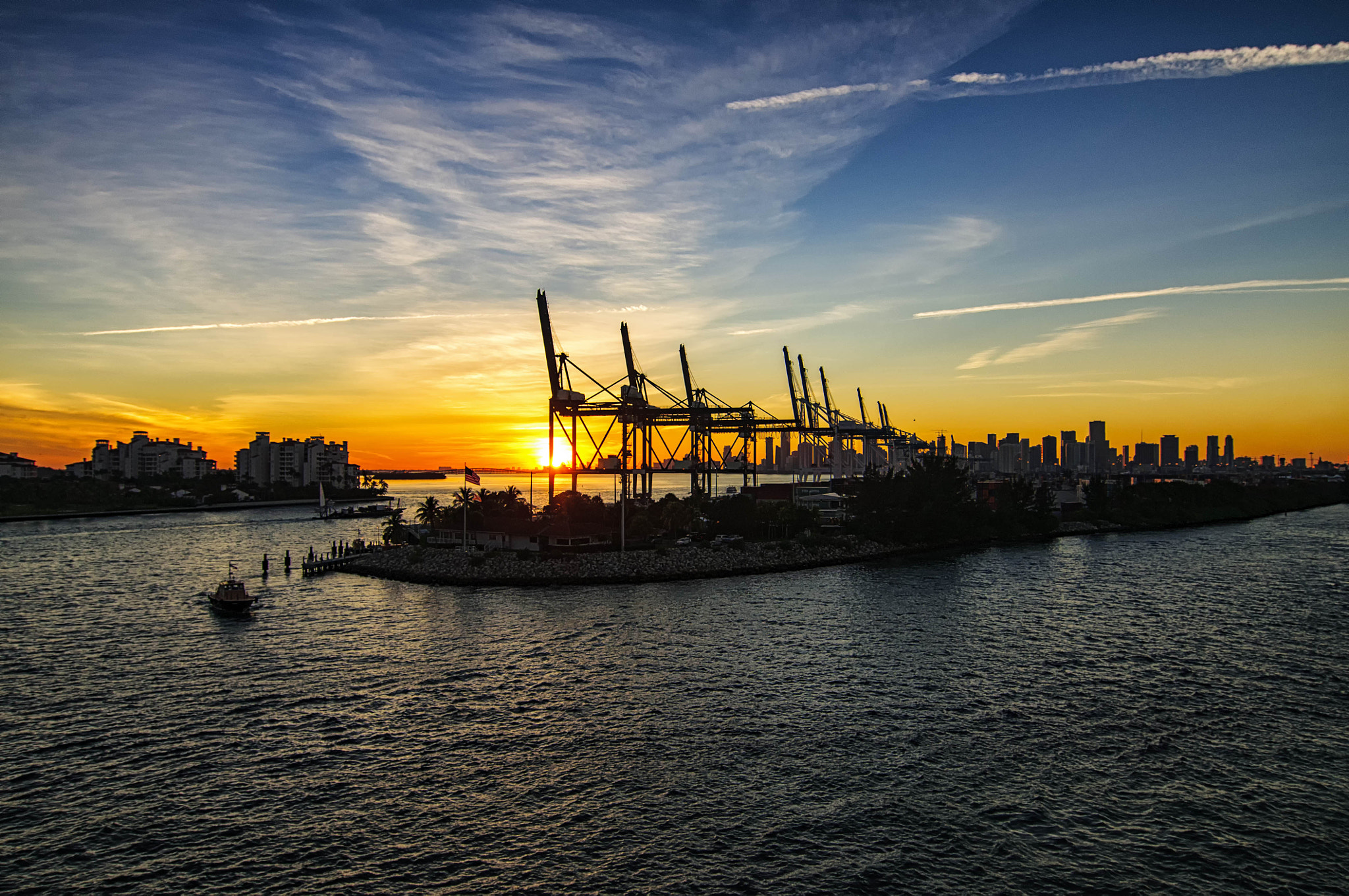Tokina AT-X Pro 12-24mm F4 (IF) DX sample photo. Port of miami during sunset from the disney magic photography