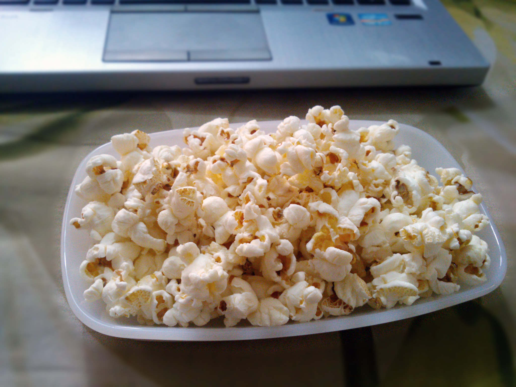 Sony Xperia P sample photo. Popcorn photography