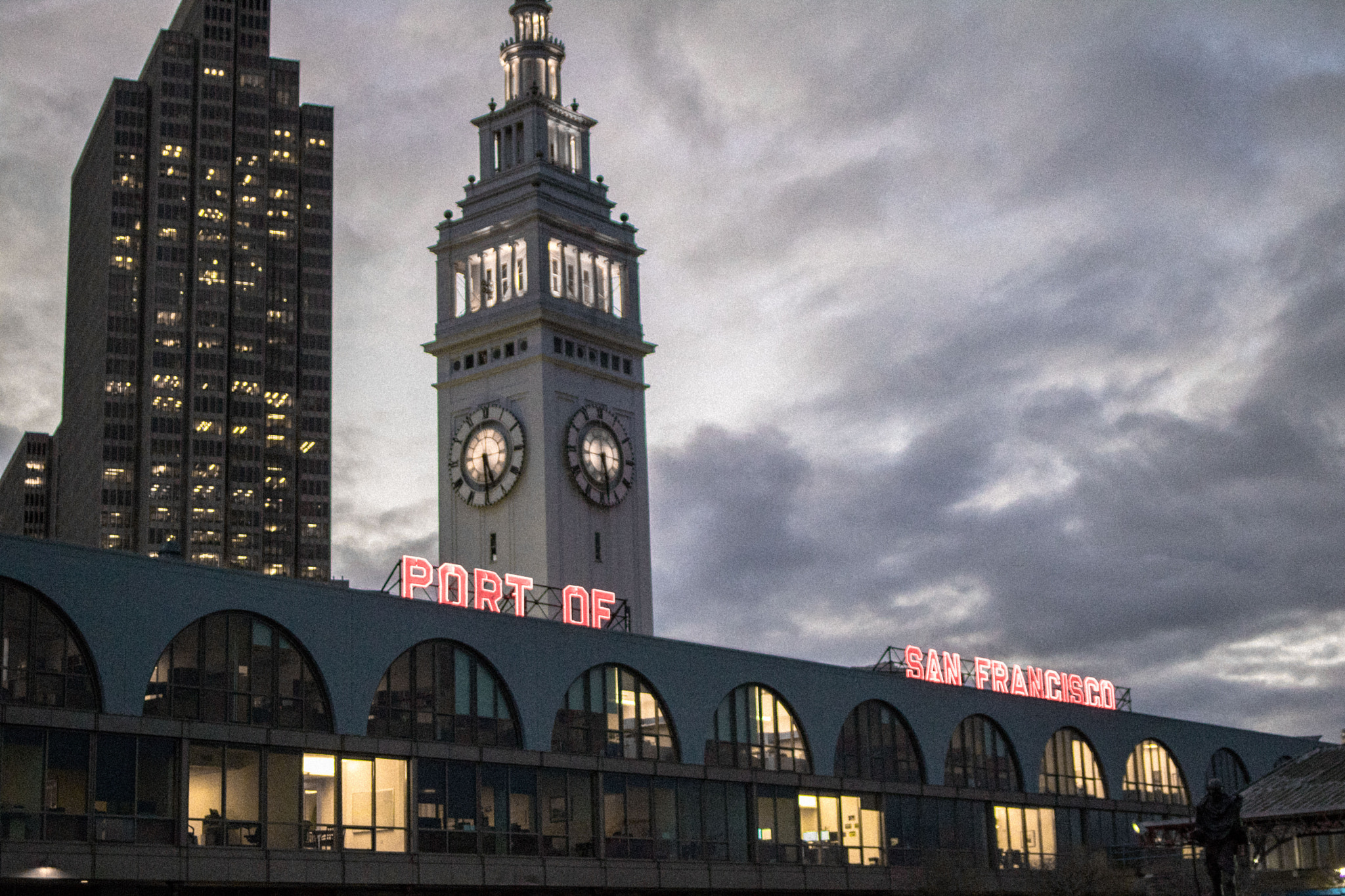 Canon EF 35mm F2 IS USM sample photo. Port of san francisco, ca photography