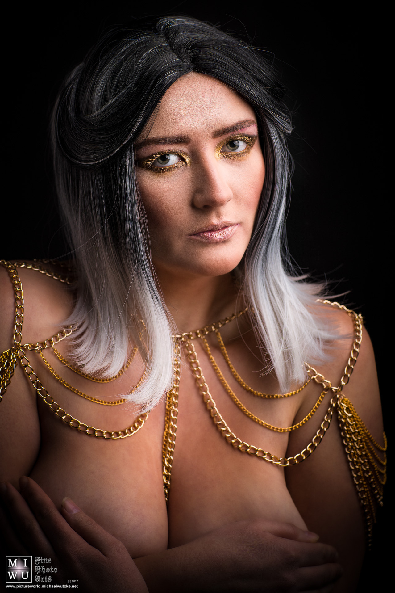 Canon EF 85mm F1.2L II USM sample photo. Made by michael wutzke and visa sami make up photography