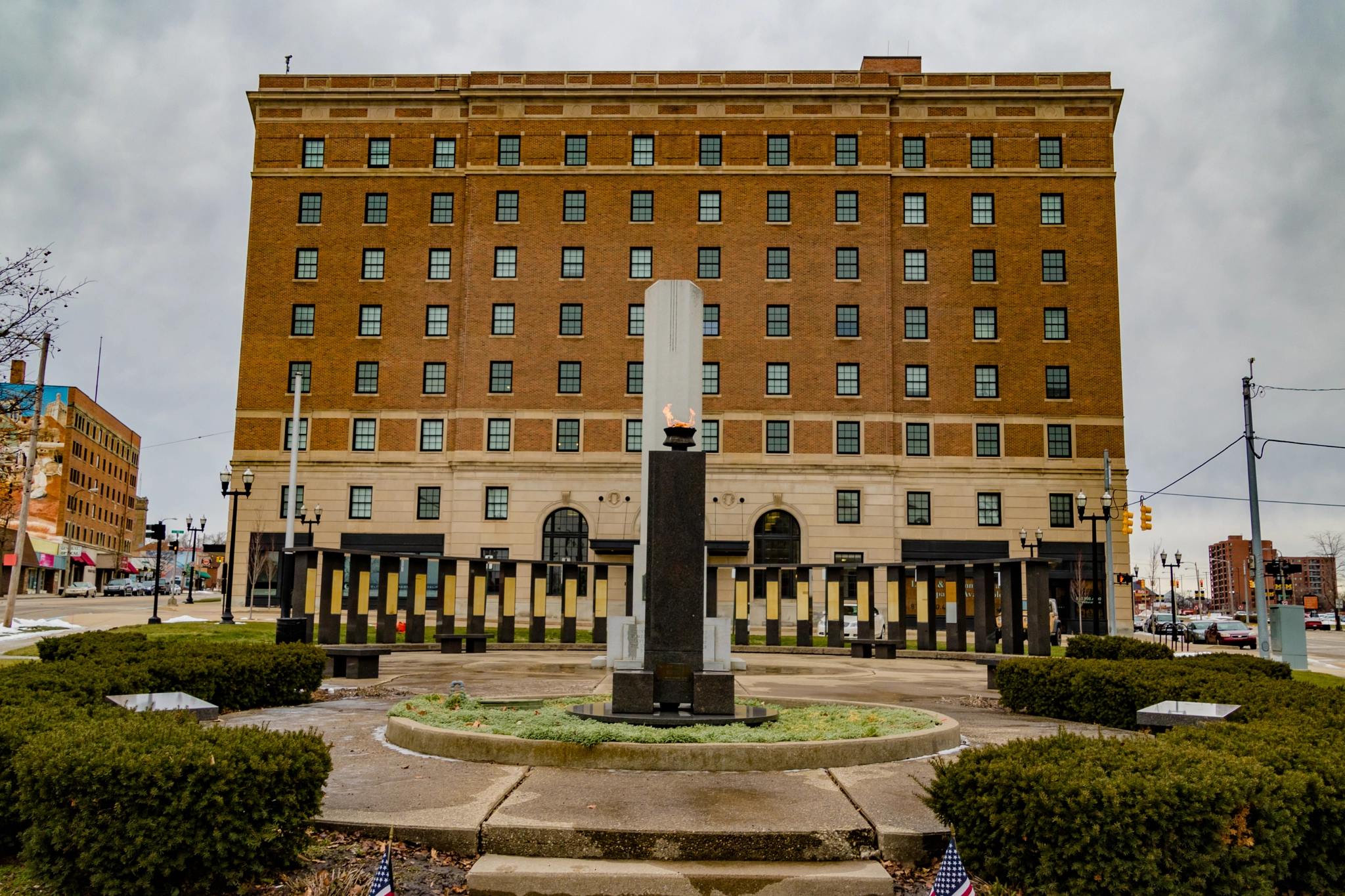 Canon EOS 750D (EOS Rebel T6i / EOS Kiss X8i) sample photo. Veterans memorial 170112 photography