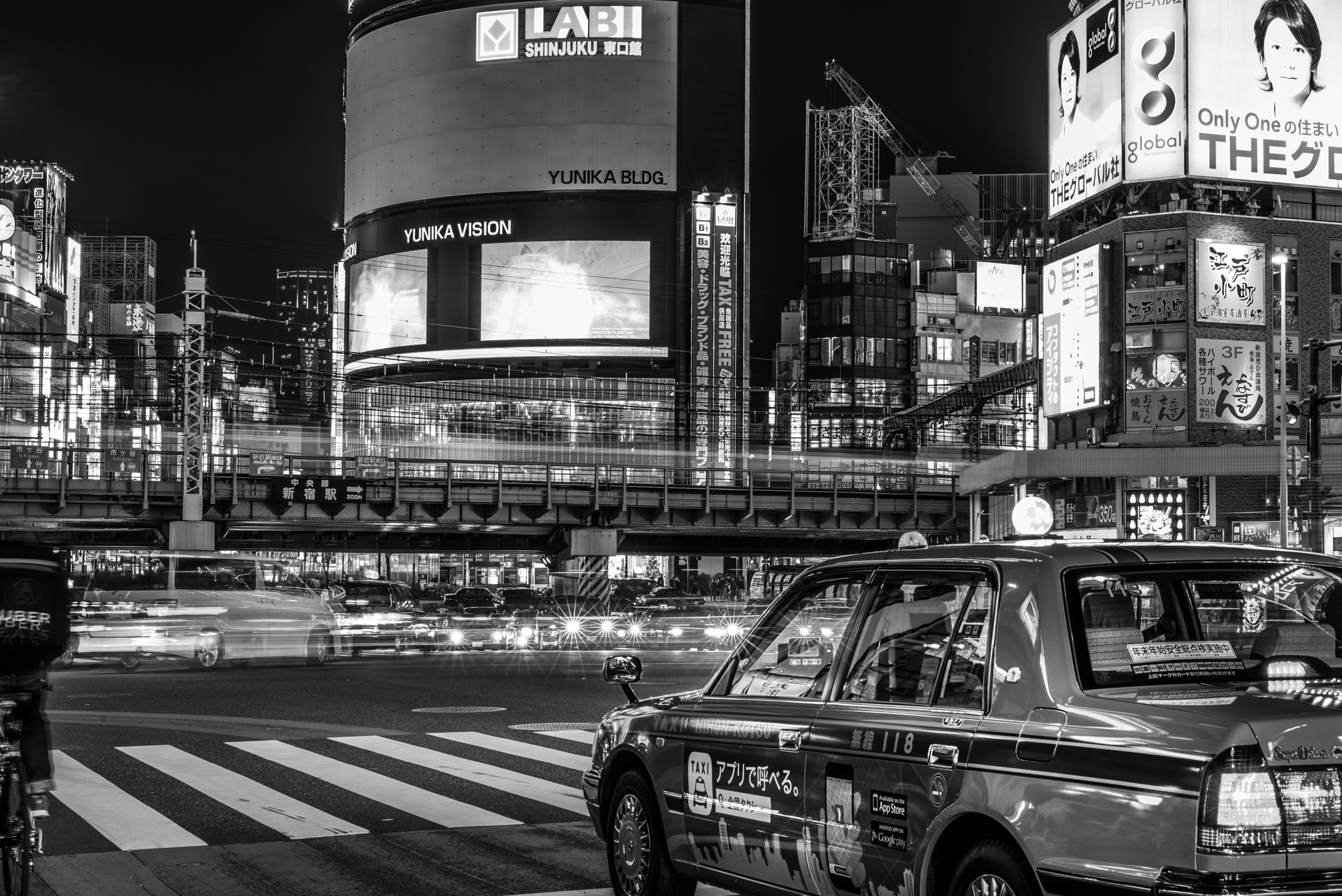 Nikon D810 + ZEISS Otus 55mm F1.4 sample photo. Tokyo street photography