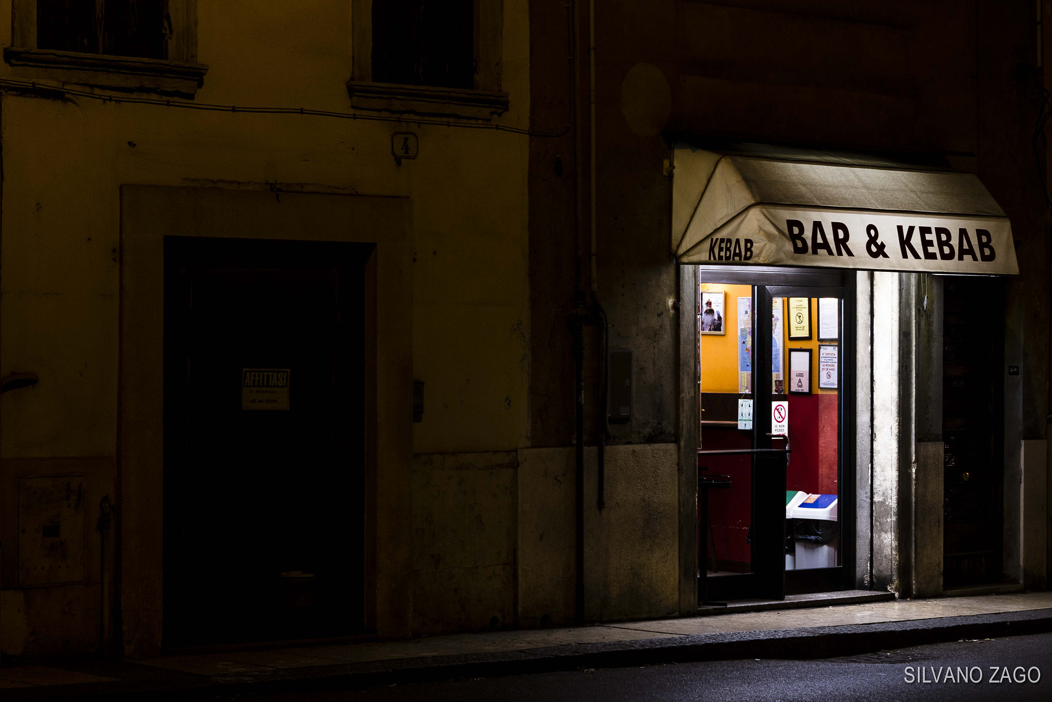 EF28-70mm f/2.8L USM sample photo. Il kebabbaro photography