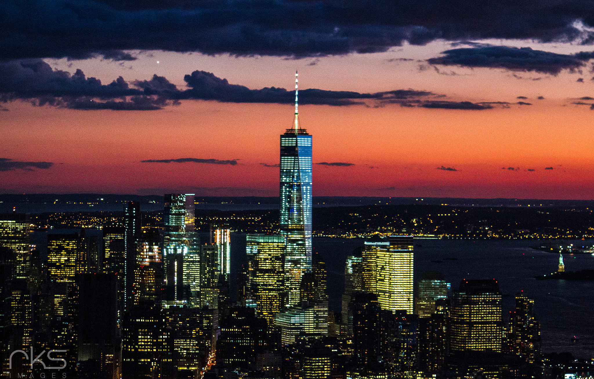 Canon EF-S 55-250mm F4-5.6 IS sample photo. New york sunset photography