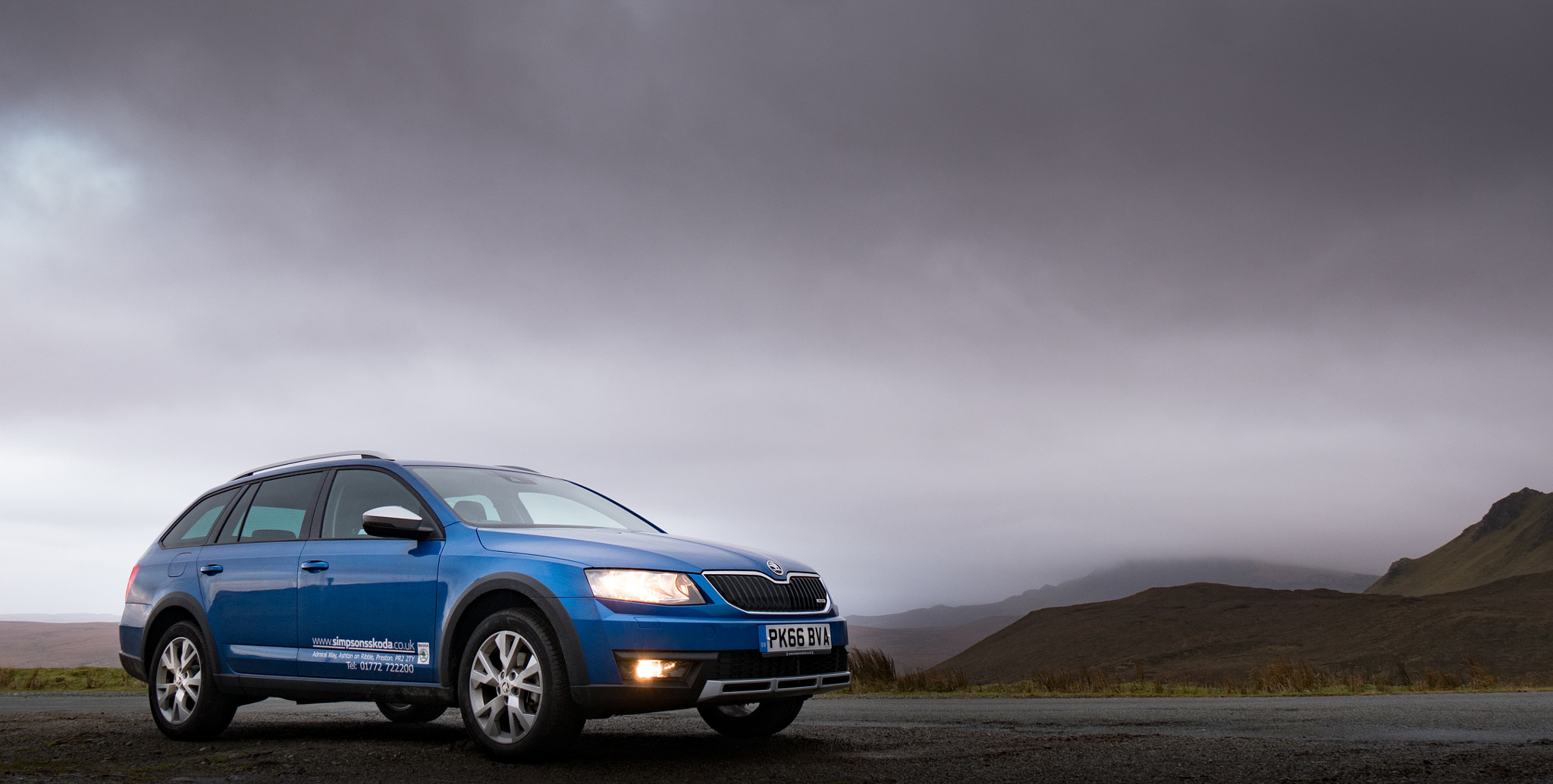 Panasonic Lumix DMC-GX85 (Lumix DMC-GX80 / Lumix DMC-GX7 Mark II) sample photo. Skoda octavia scout photography