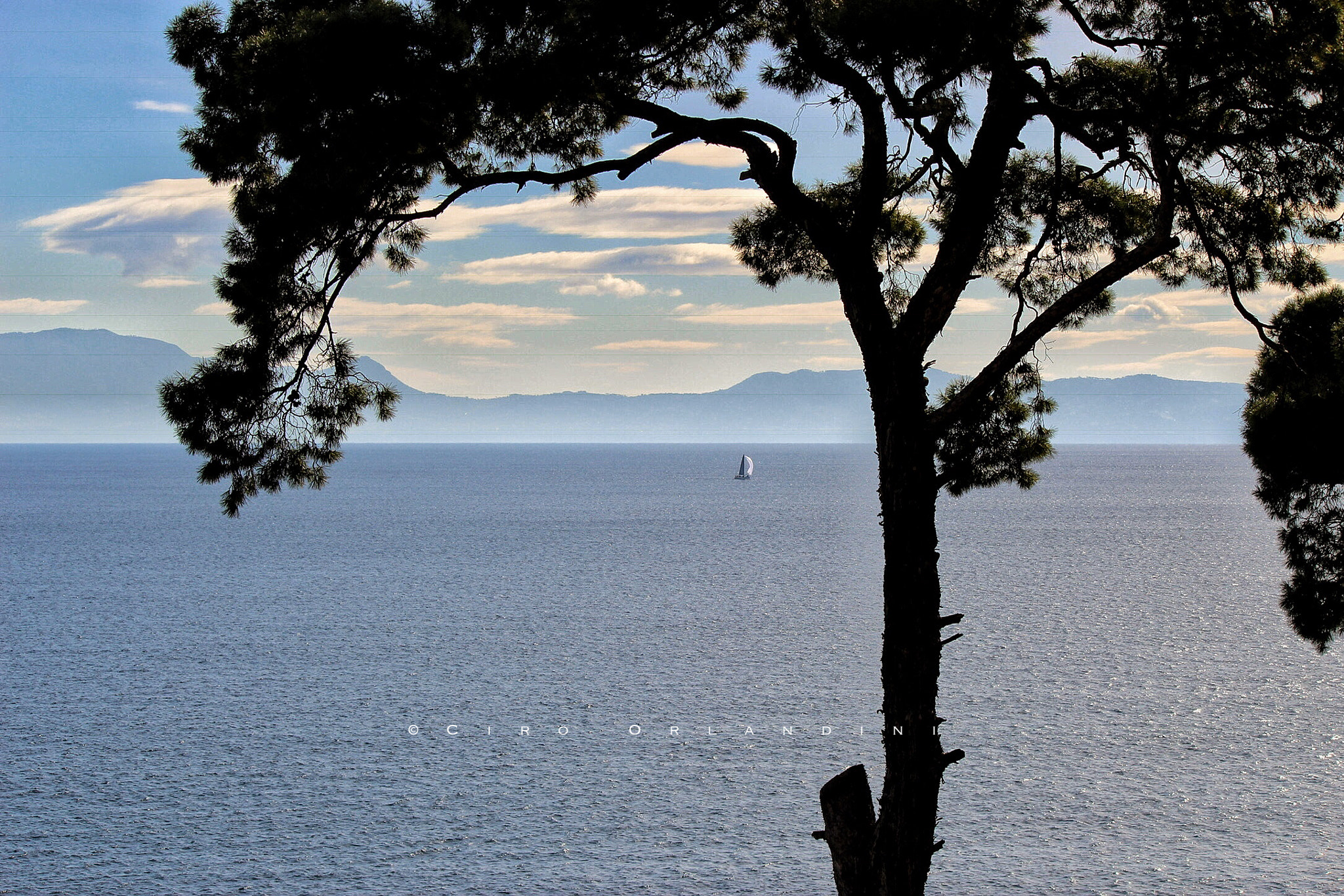 Canon EF-S 55-250mm F4-5.6 IS II sample photo. Napoli photography