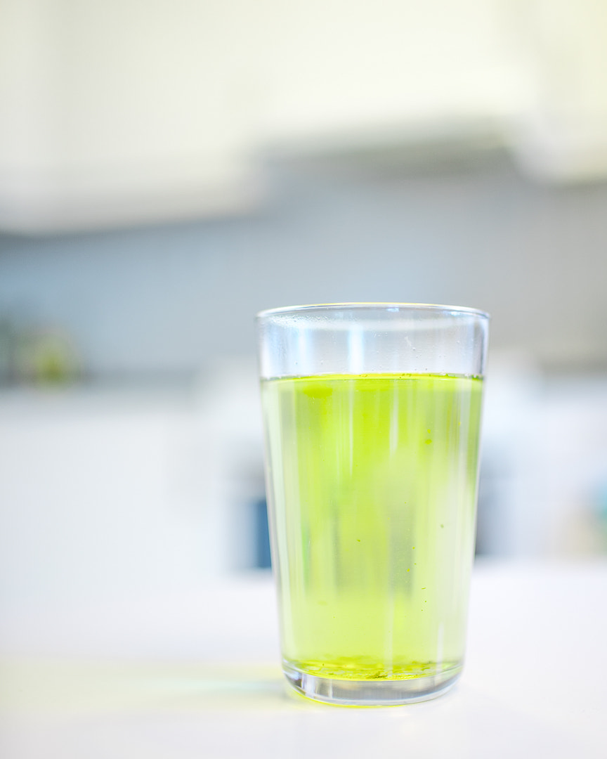 Sony a7 + Sigma 35/1.4 EX HSM sample photo. Gyokuro green tea photography