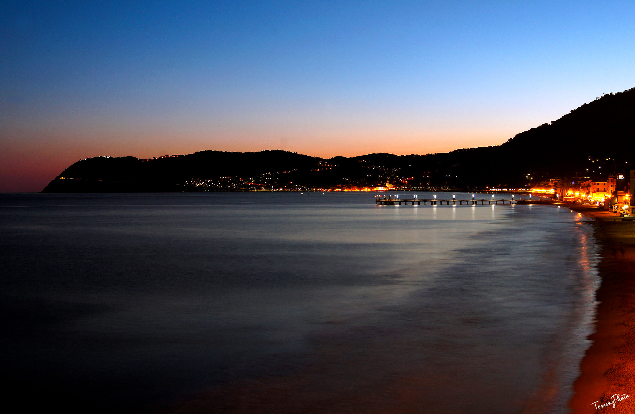 Sony SLT-A35 sample photo. Le luci di alassio (the alassio's lights) photography