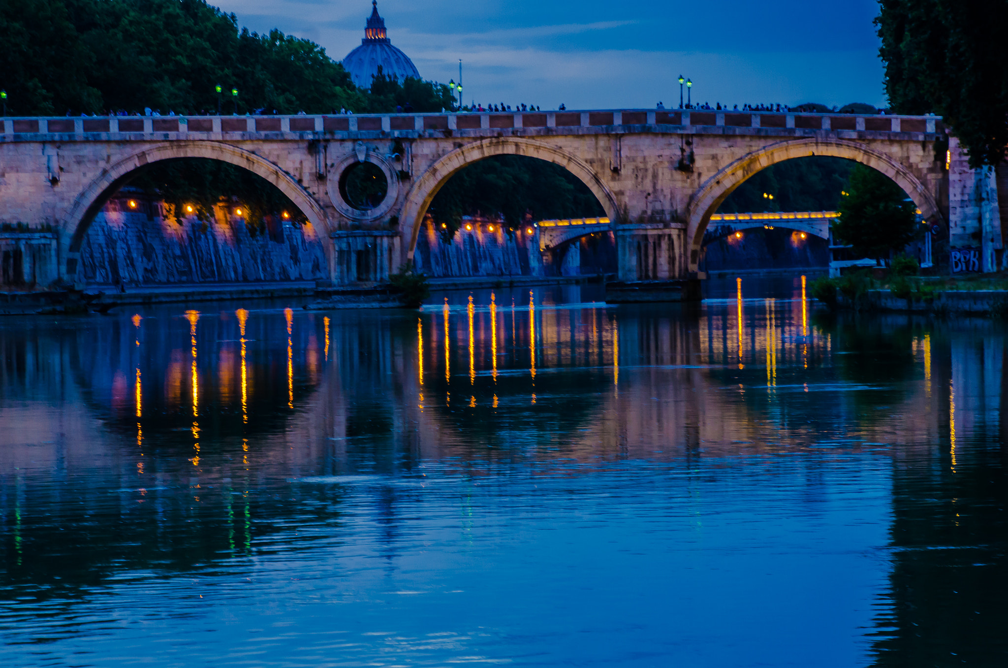 Nikon D7000 sample photo. By the river tiber photography