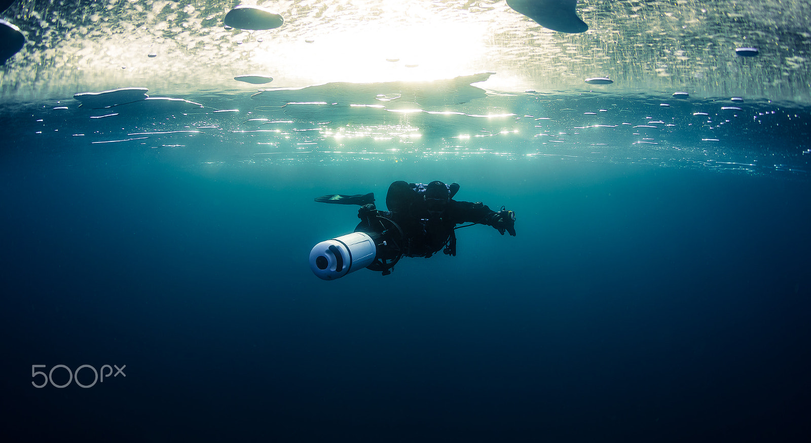 Canon EOS 70D + Canon EF 8-15mm F4L Fisheye USM sample photo. Ice dive photography