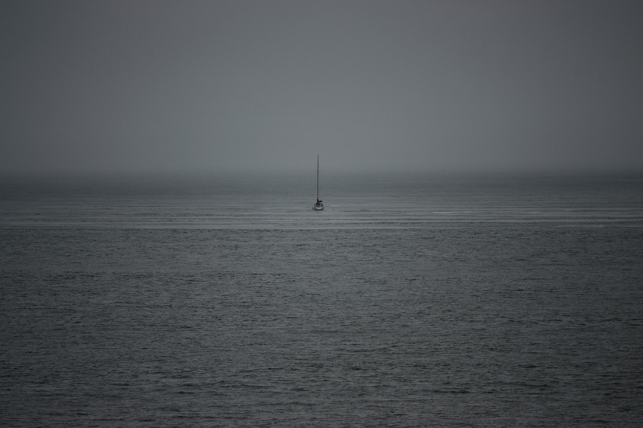 Canon EF-S 55-250mm F4-5.6 IS sample photo. Bleak photography