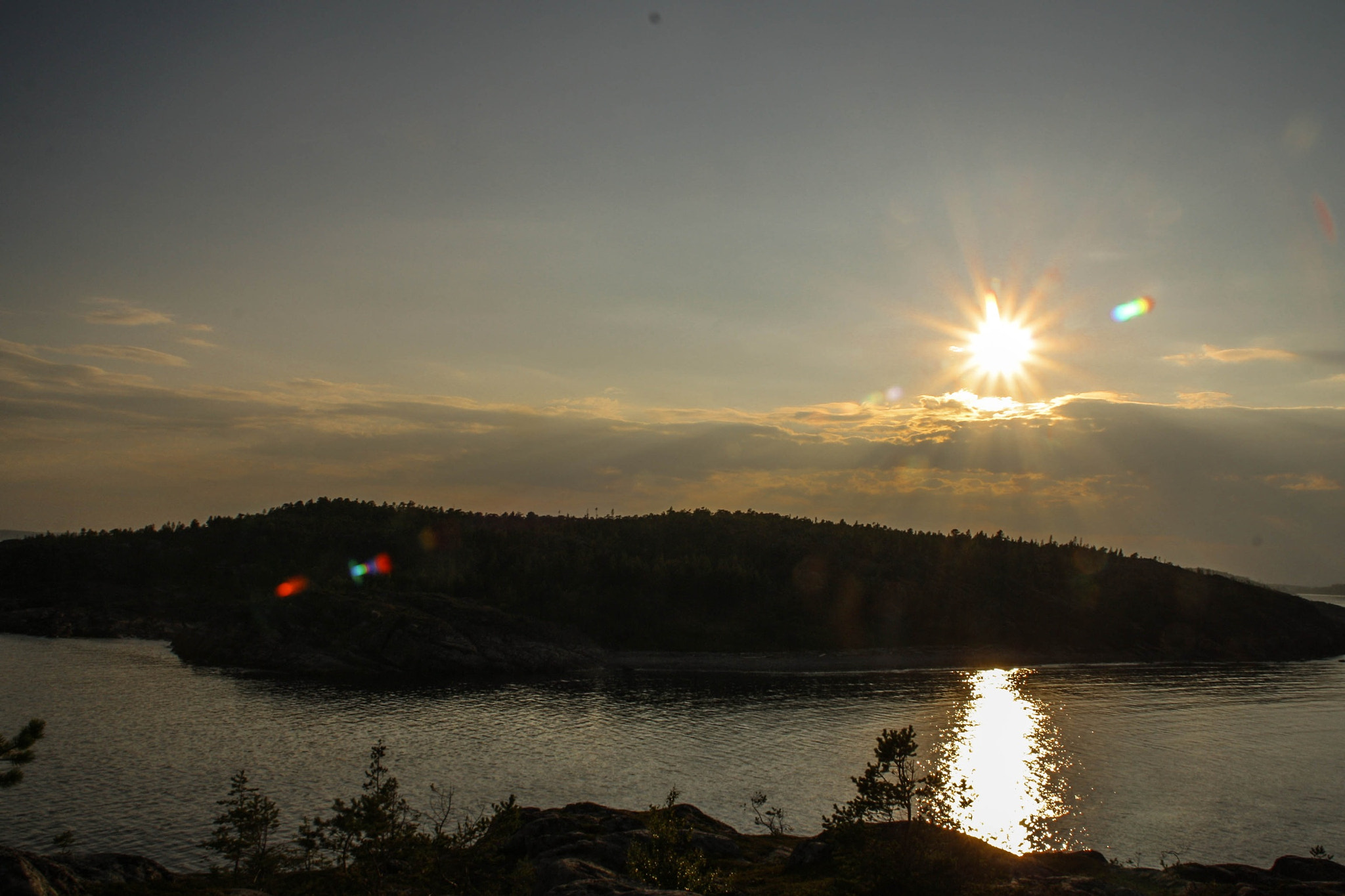 Canon EOS 1000D (EOS Digital Rebel XS / EOS Kiss F) sample photo. White sea photography