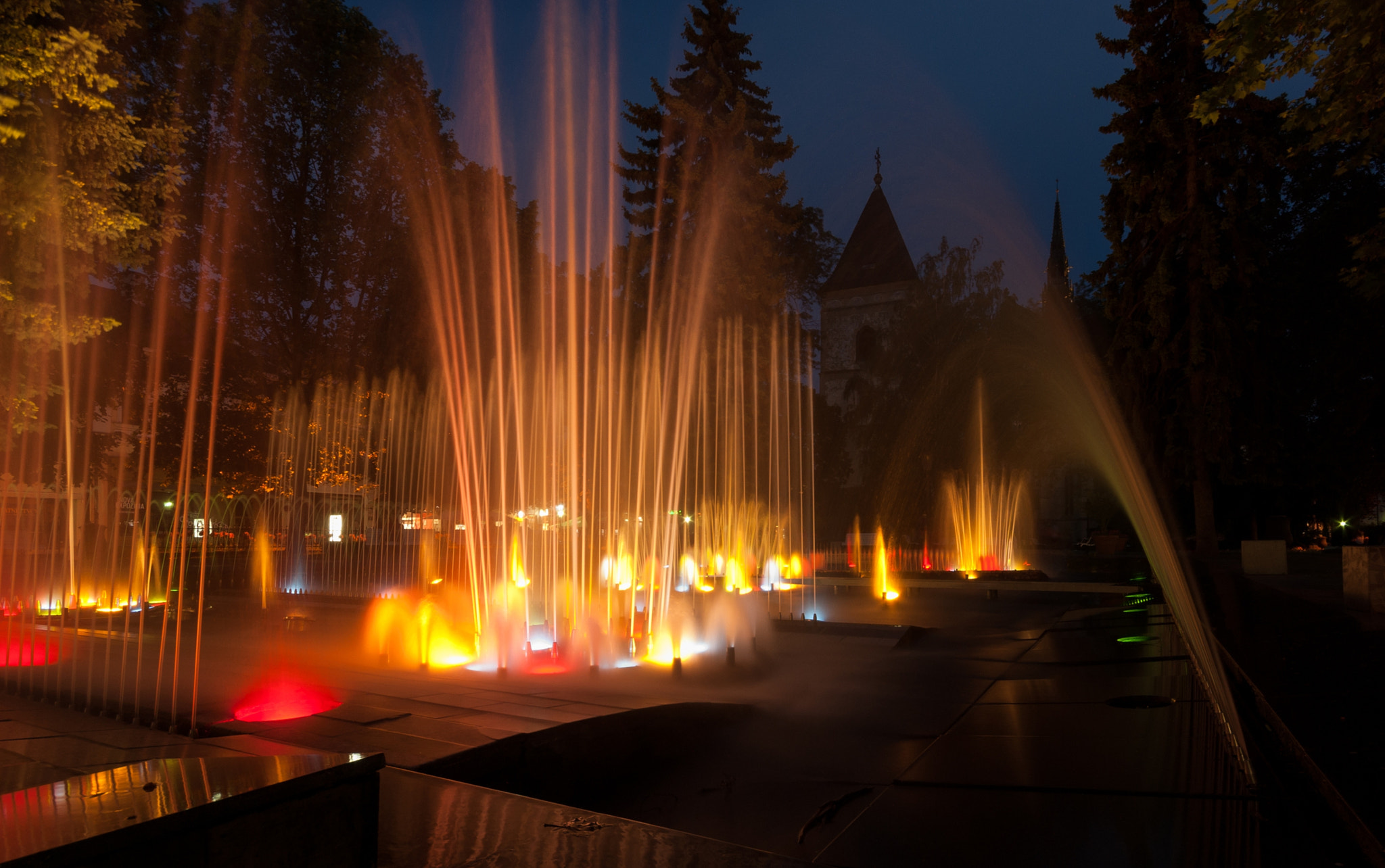 Pentax K10D sample photo. Fountain photography