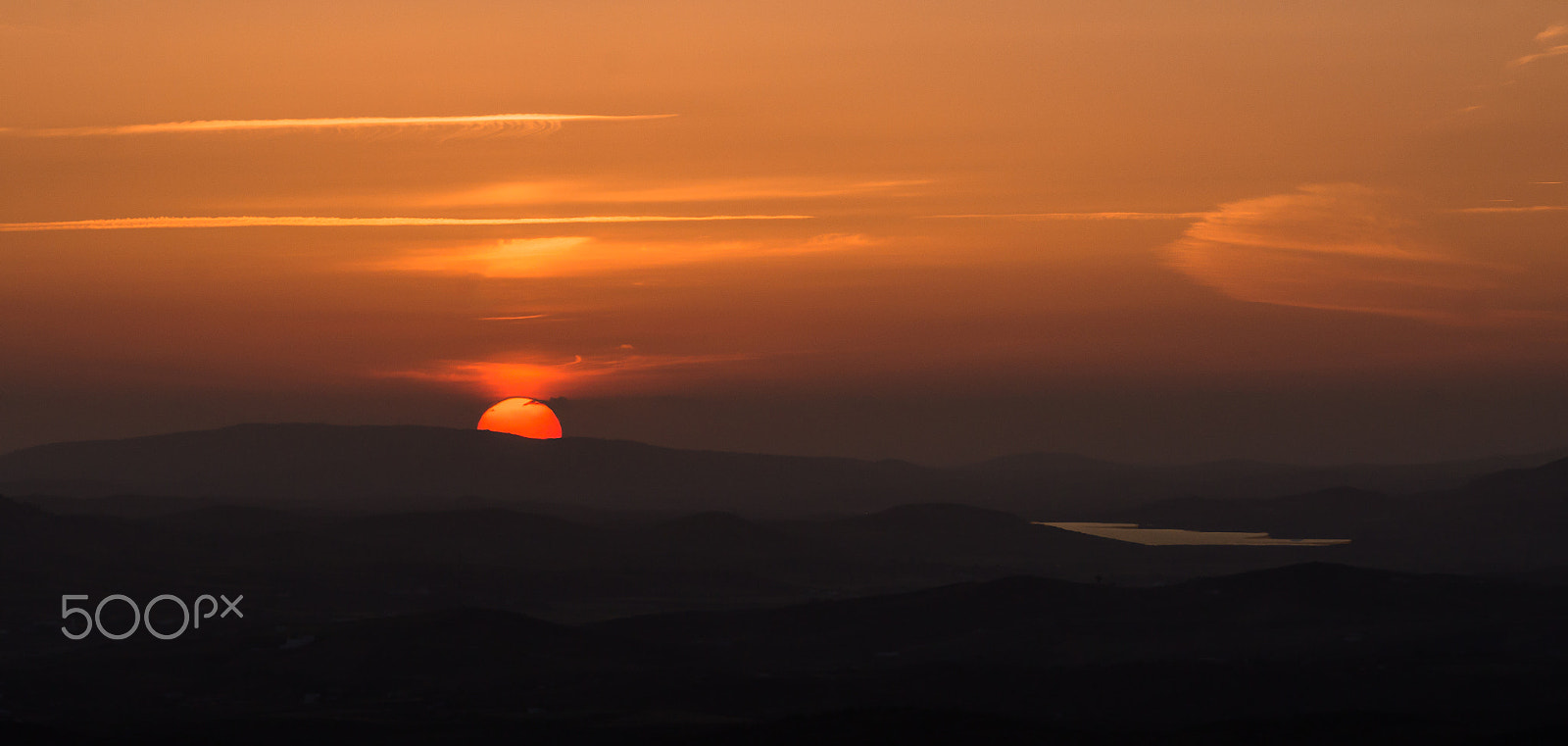 Canon EF 70-210mm f/3.5-4.5 USM sample photo. The falling sun photography